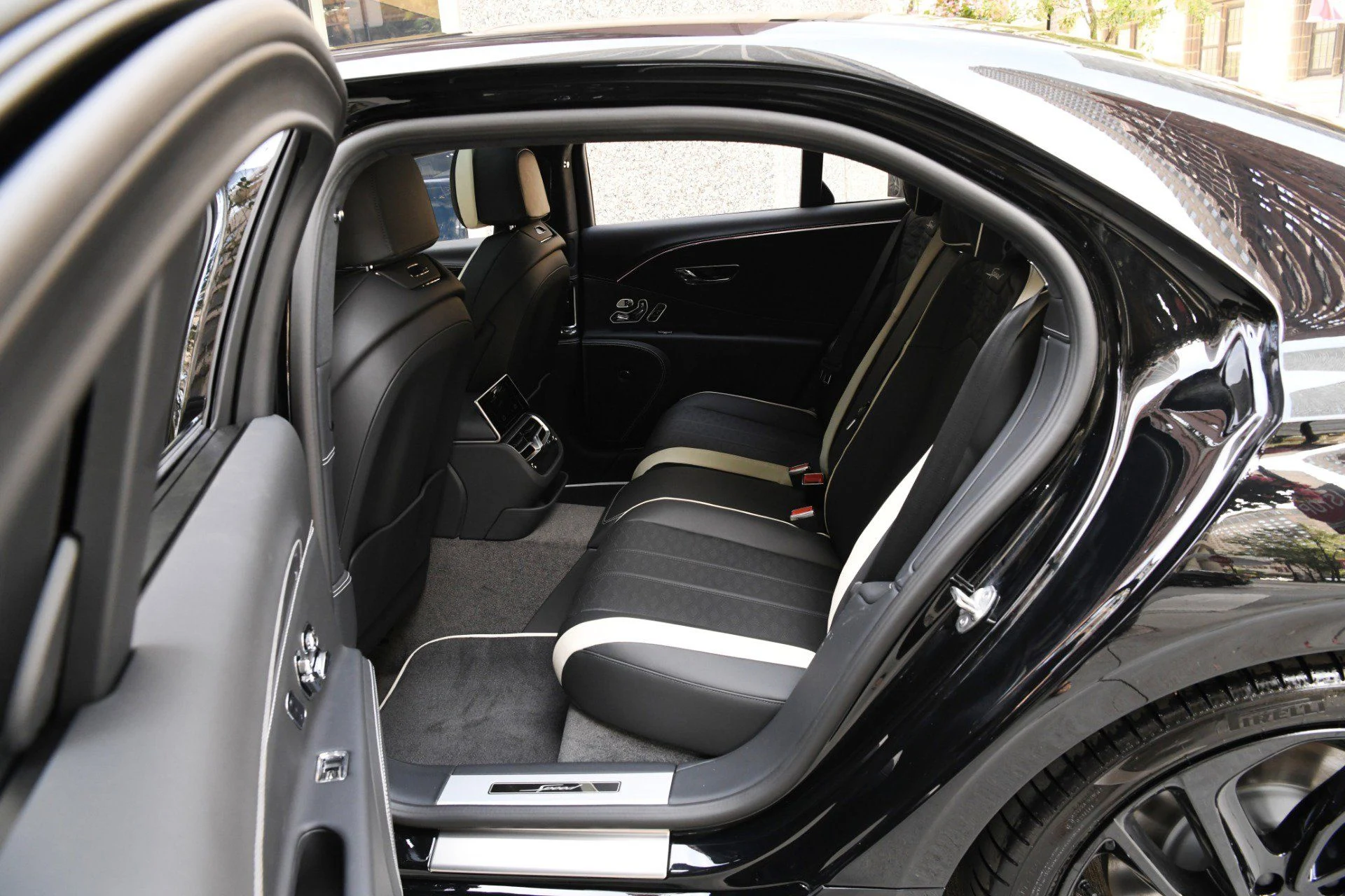 mph010_3301396326_32da7e4e5a901d66ed6e0660c31c3410x_2303bba638