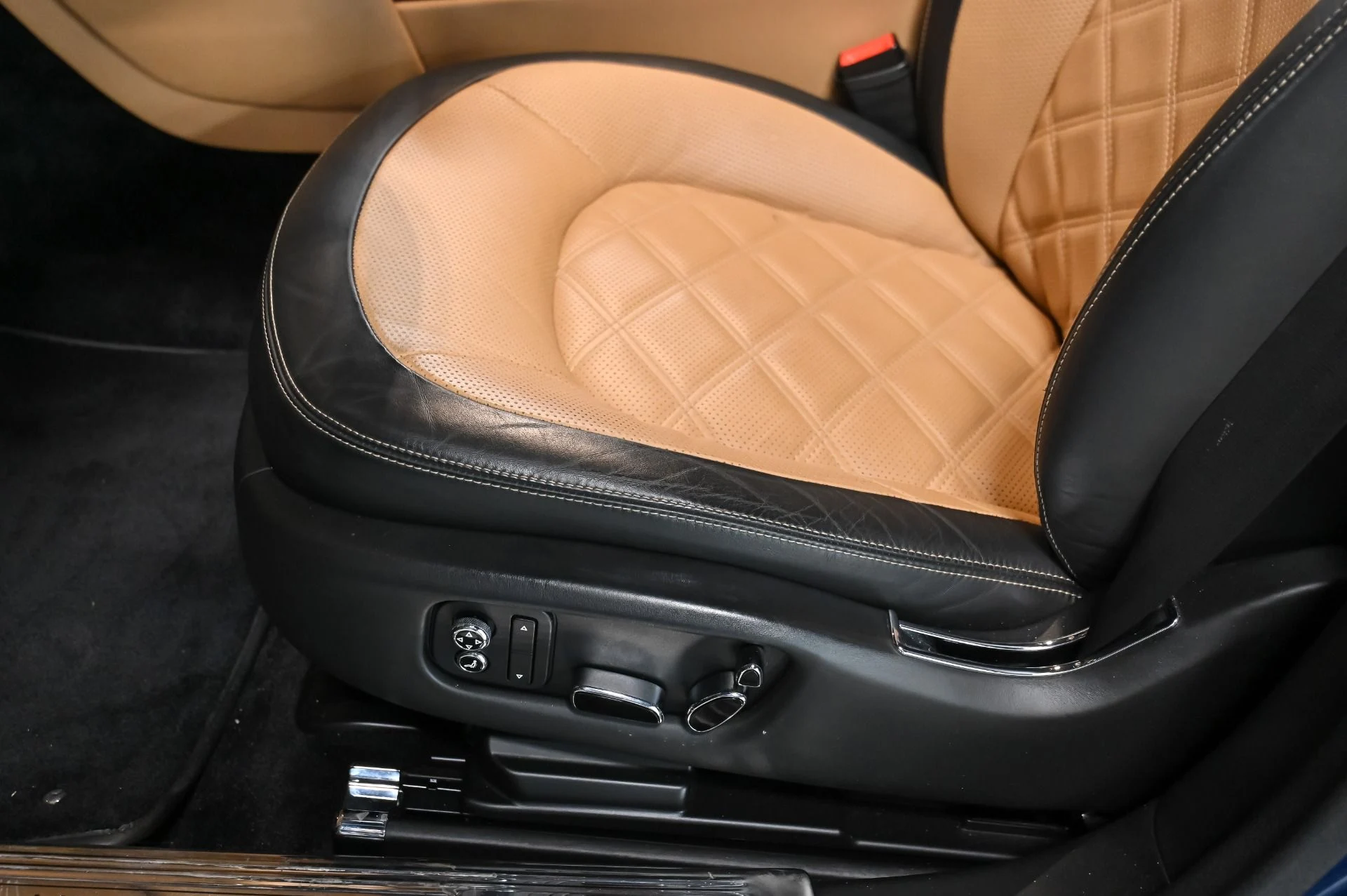 mph010_3304268876_Used_2016_Bentley_Mulsanne_Speed_1757110960_b3fb968490
