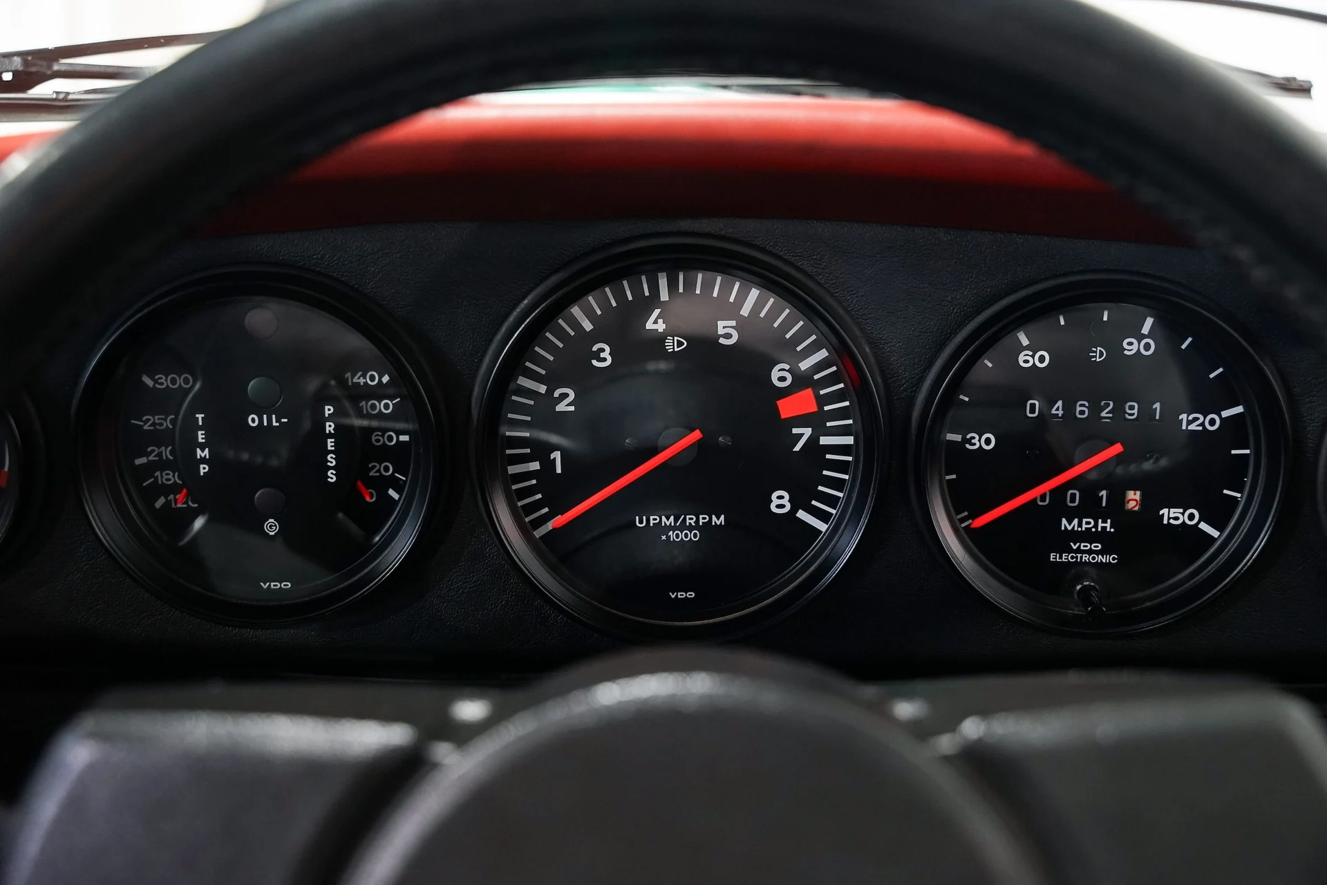 mph010_3307723978_b95db0b085a913100a2fdfc546ac6859x_e64e32d3e1