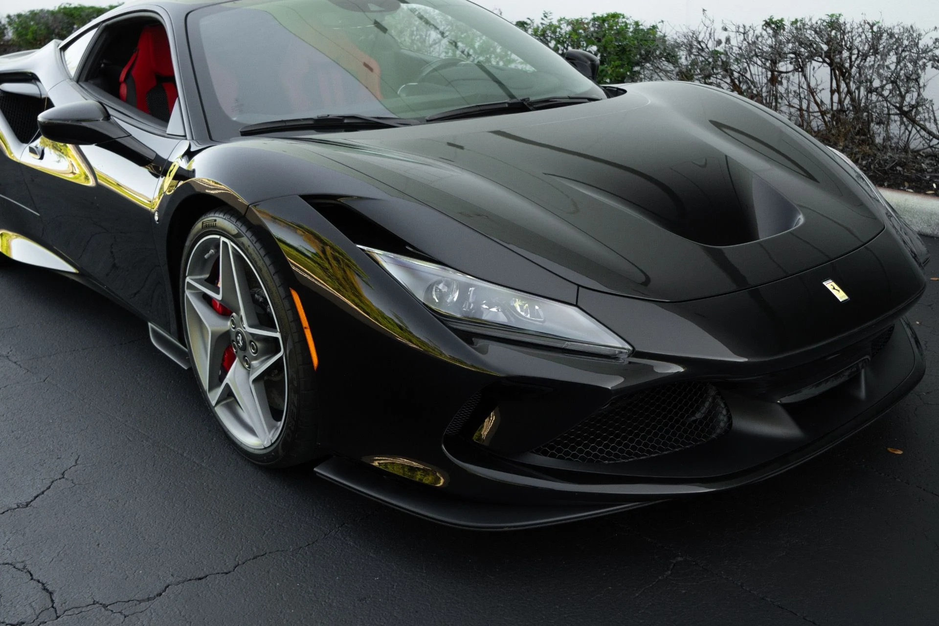 mph010_3308449233_Used_2020_Ferrari_F8_Tributo_1761689763_b9f8acdf72