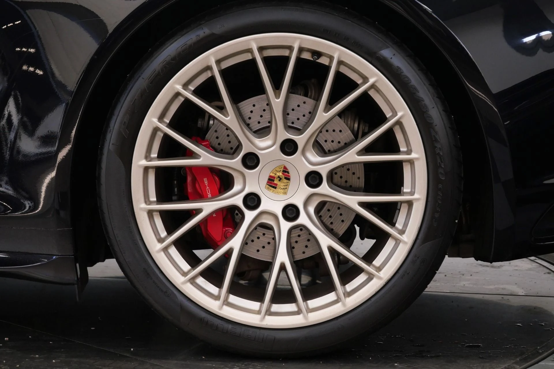 mph010_3309293670_Used_2019_Porsche_911_Targa_4_GTS_Exclusive_Manufaktur_Edition_Sport_Design_Package_1780416584_3c98fa0a53