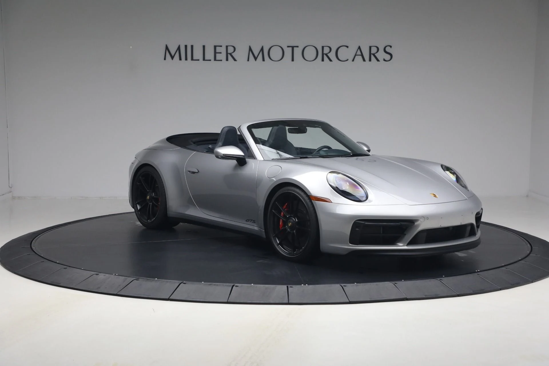mph010_3311790378_Used_2024_Porsche_911_Carrera_GTS_1782226515_32250ed700