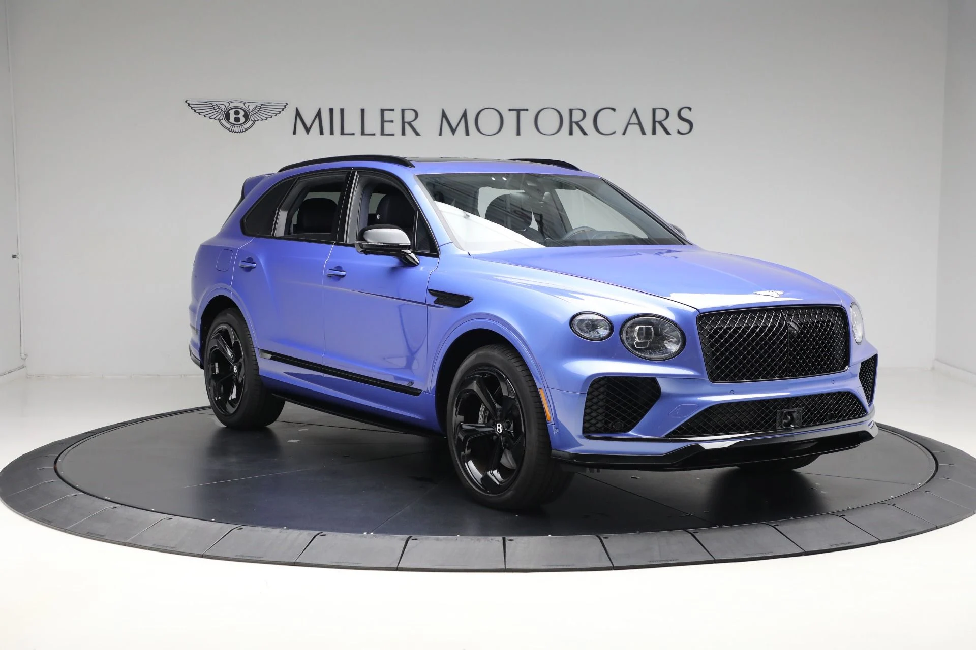 mph010_3322143298_Used_2024_Bentley_Bentayga_S_V8_abf7dbea3e
