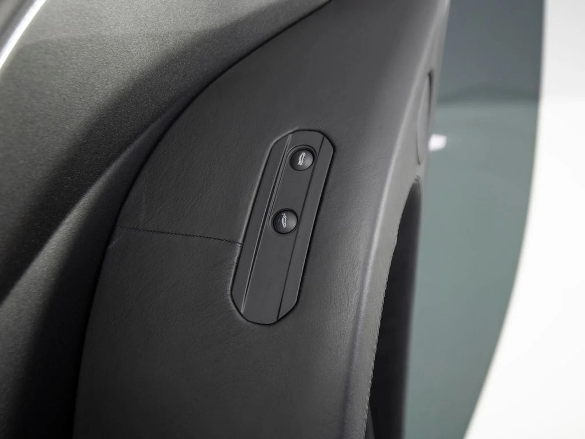 mph010_332461020_f82189aecc7425521ee842153fb4d845x_28846270e0