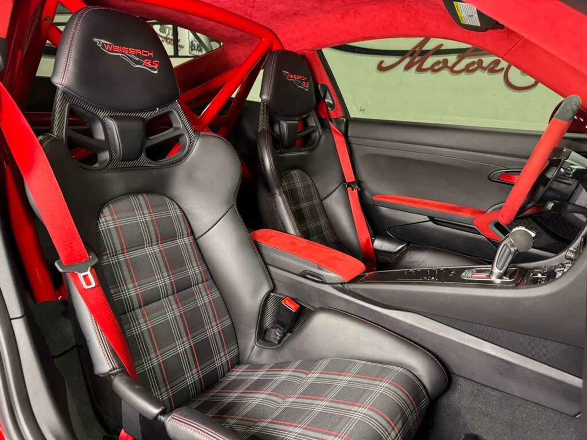 mph010_3338037436_9cd7b98e4651671f2a422768d2176471_da8ad04102