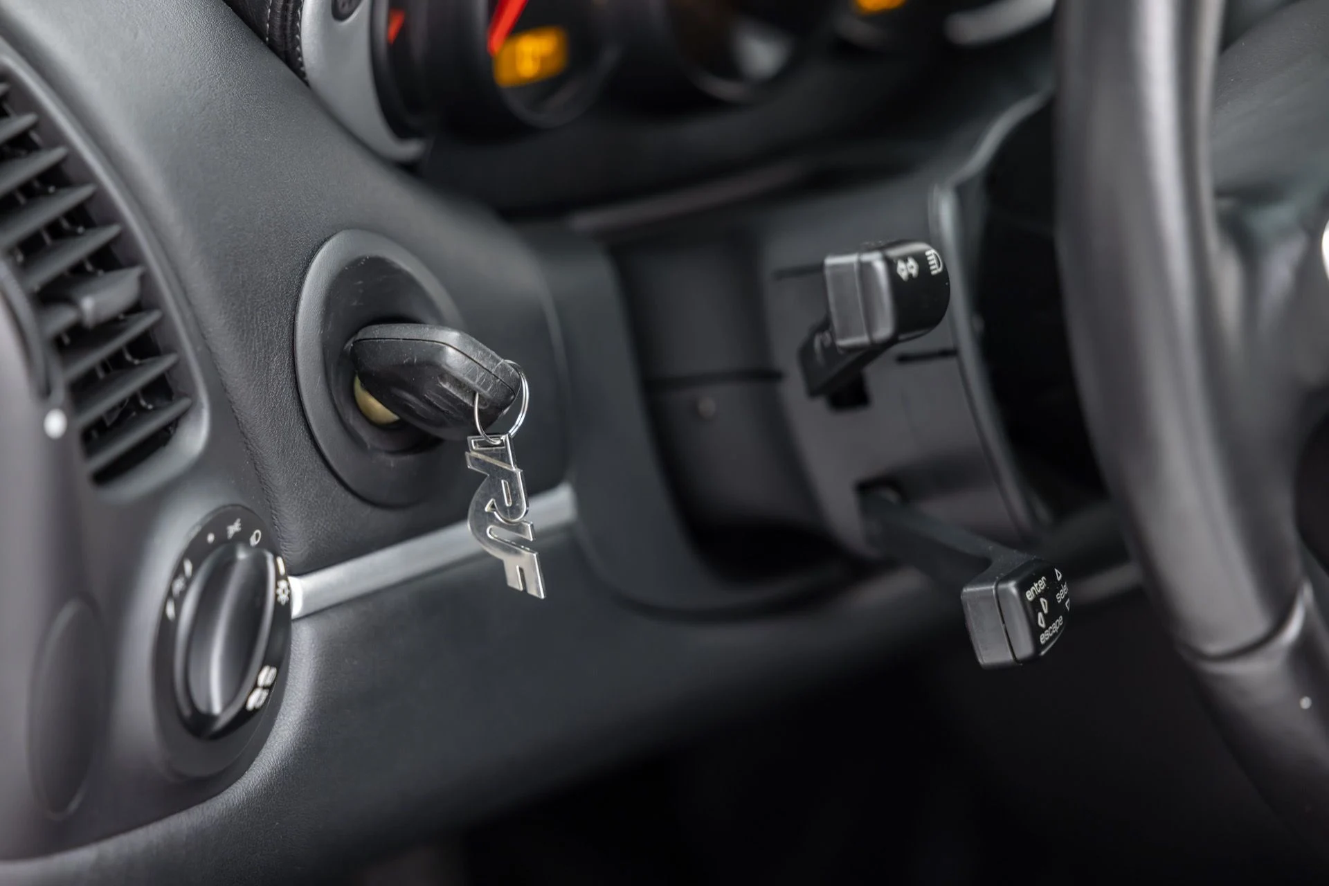 mph010_333853073_13475_p11_l_6d92b7757b