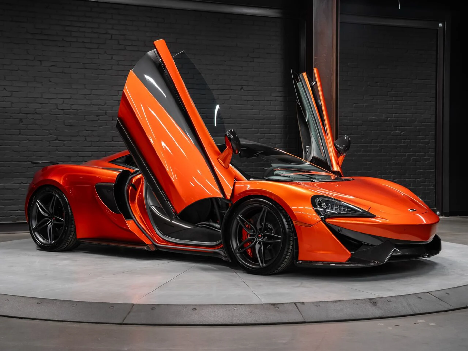 mph010_3341191700_mclaren_570s_2017_aa9f0d4281