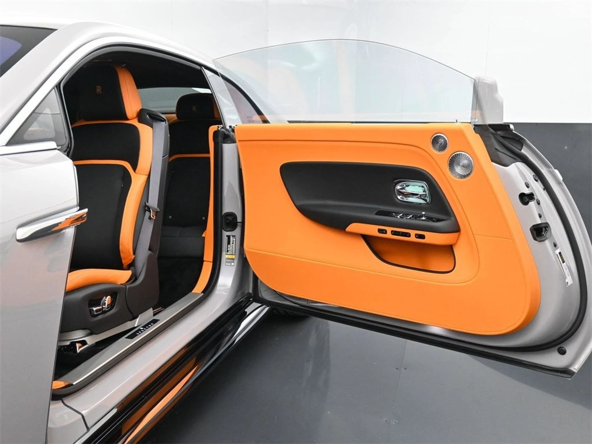 mph010_3341706693_f2d71257484fba57fa472d88e11f27ffx_af9f6d9249