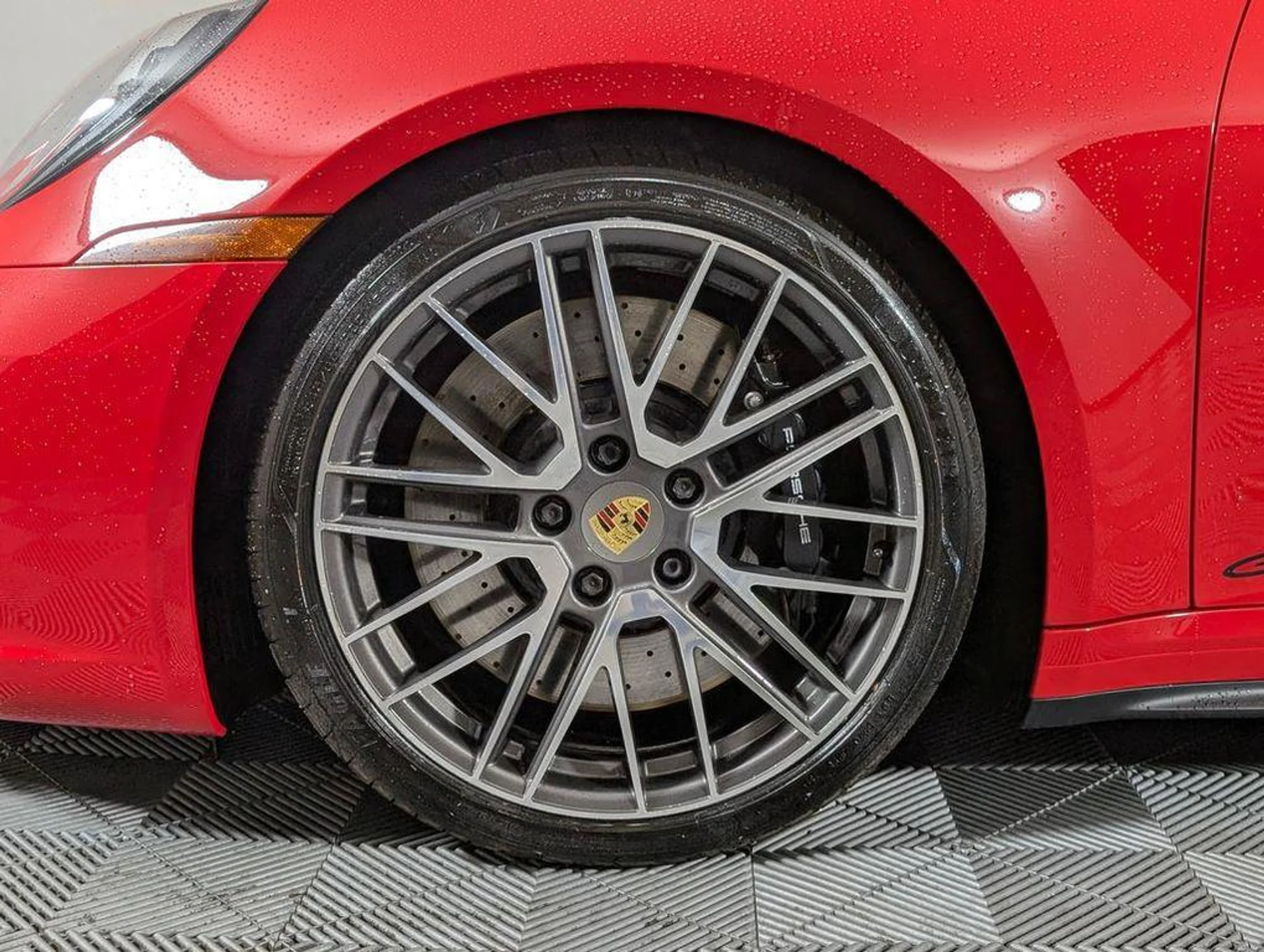 mph010_334458981_P_Za_TD_05trk_Rg_W_Ek_A_Uc_Xw_IFI_Cs_Pk_c7fd0ffaef