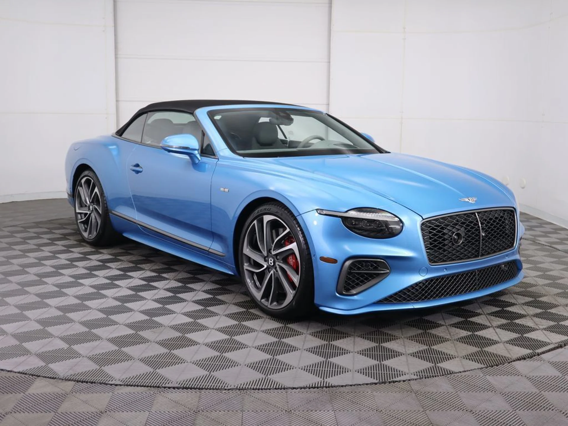 mph010_3350334286_used_2025_bentley_continental_gtspeedconvertible_8119_22941730_11_1024_6e7a1a56cd