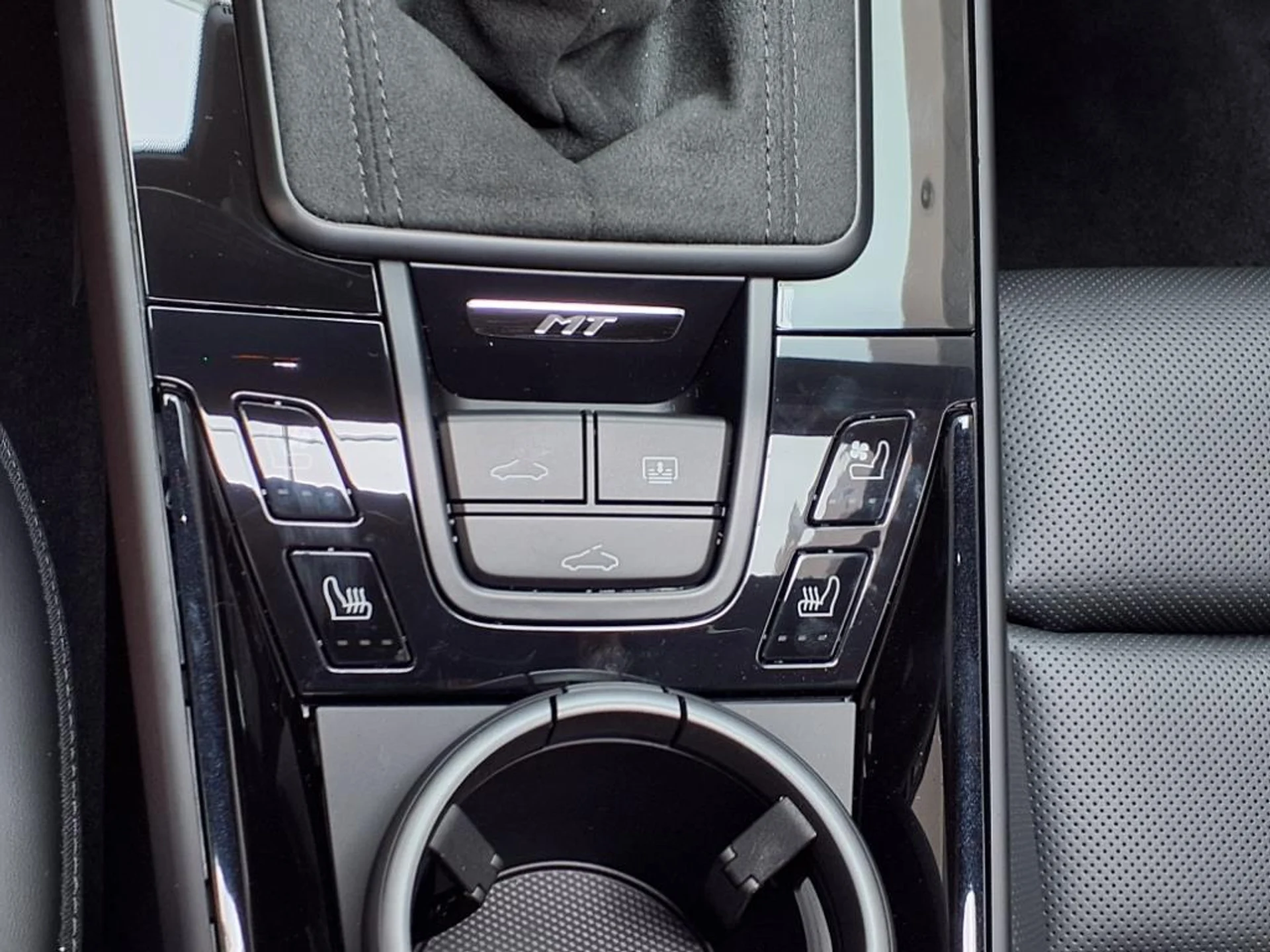 mph010_3361949197_754817152ecfcb4e5707fef0606153d3_0f92627dfa