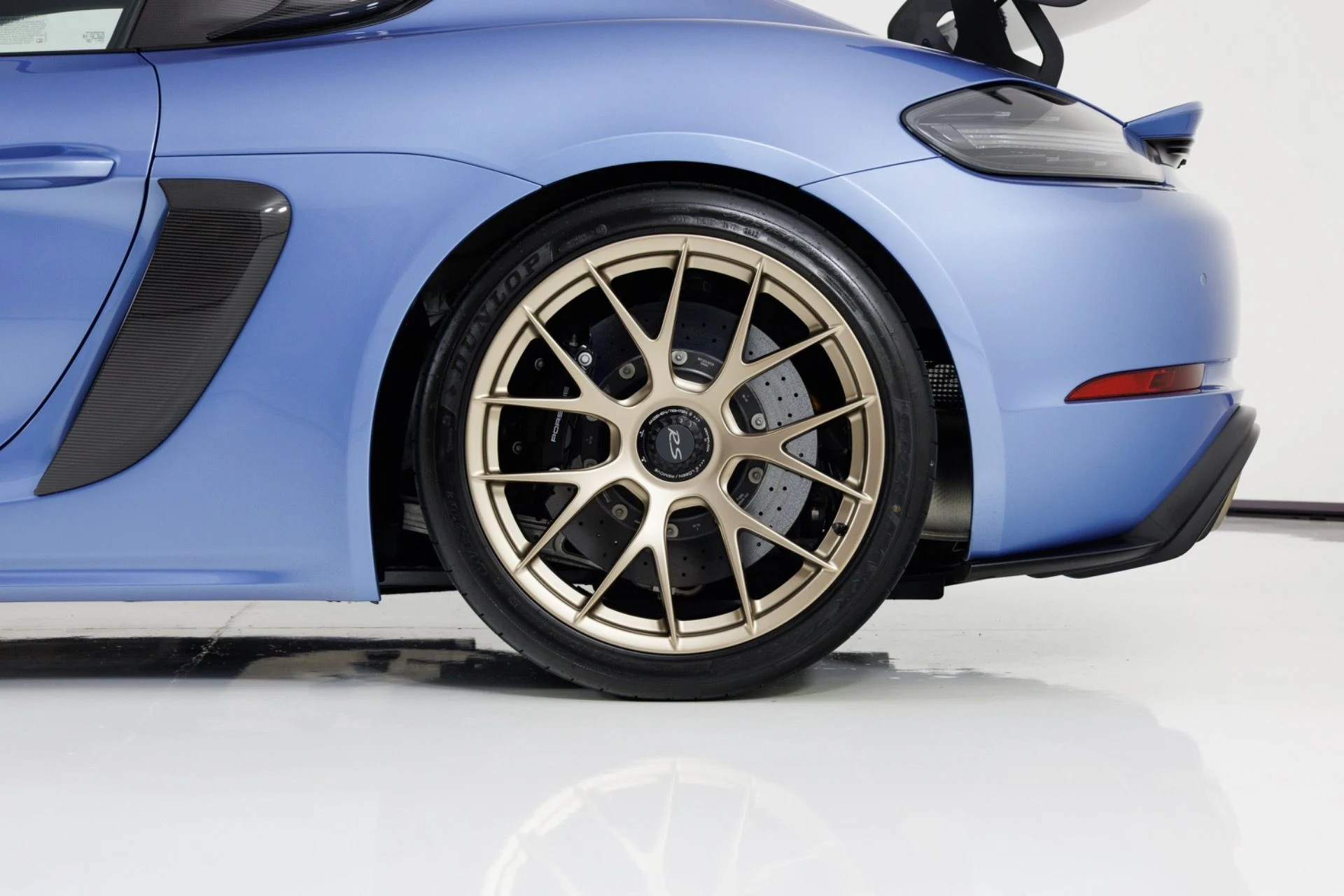 mph010_3368957375_Used_2023_Porsche_718_Cayman_GT_4_RS_1780679130_9b8882e70b