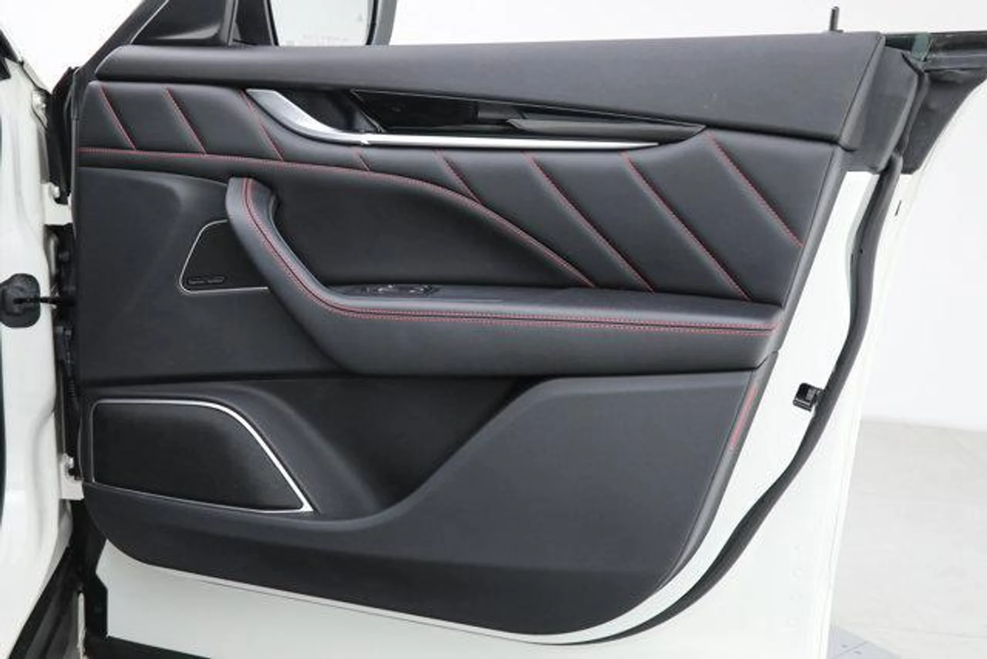 mph010_3371975844_ht_Ozn580_Lg_X3rz_Ly_A_Tsn_Ig_Vy_IM_42da45b9fe