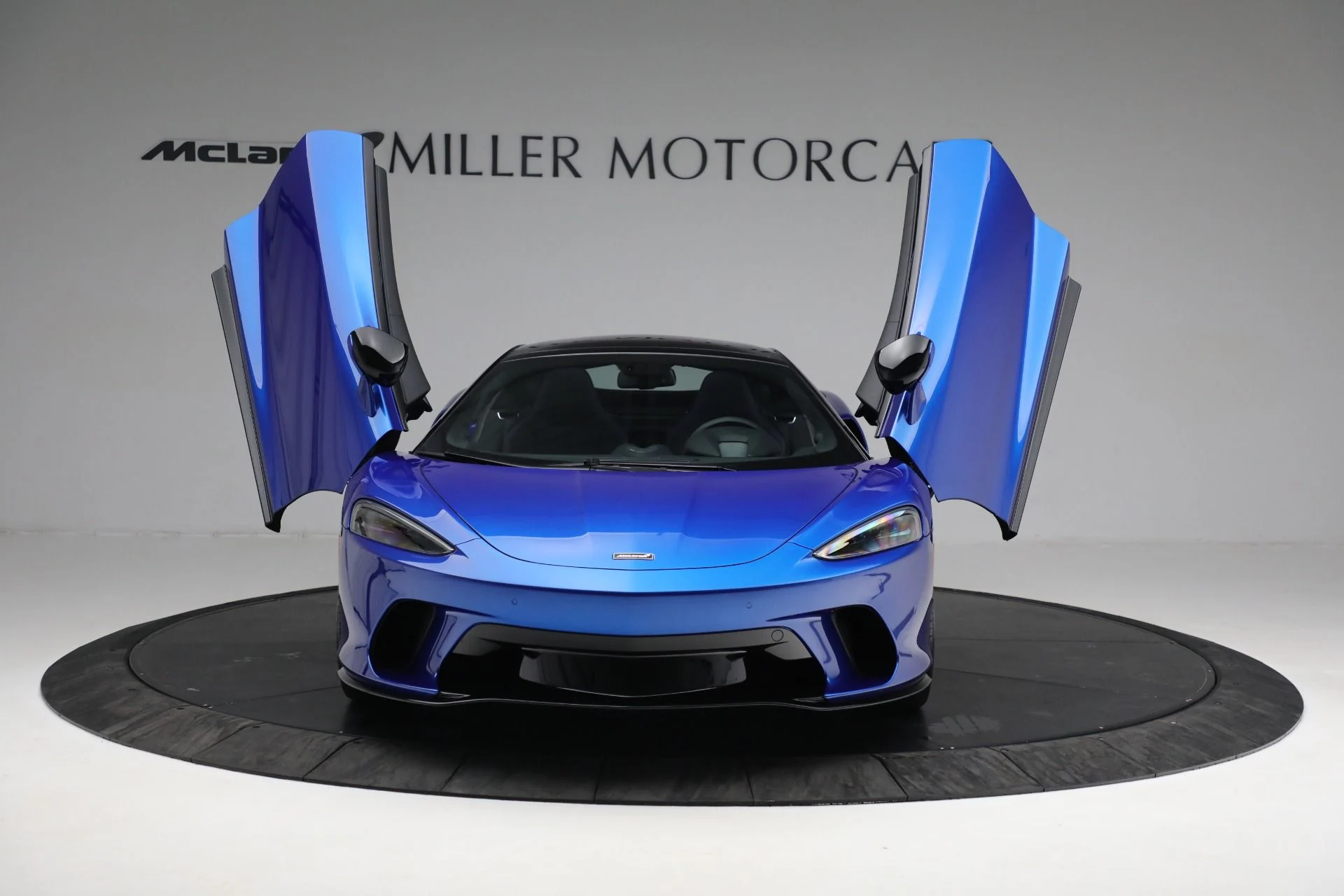 mph010_3372595837_New_2023_Mc_Laren_GT_Luxe_8e31ab0d8c