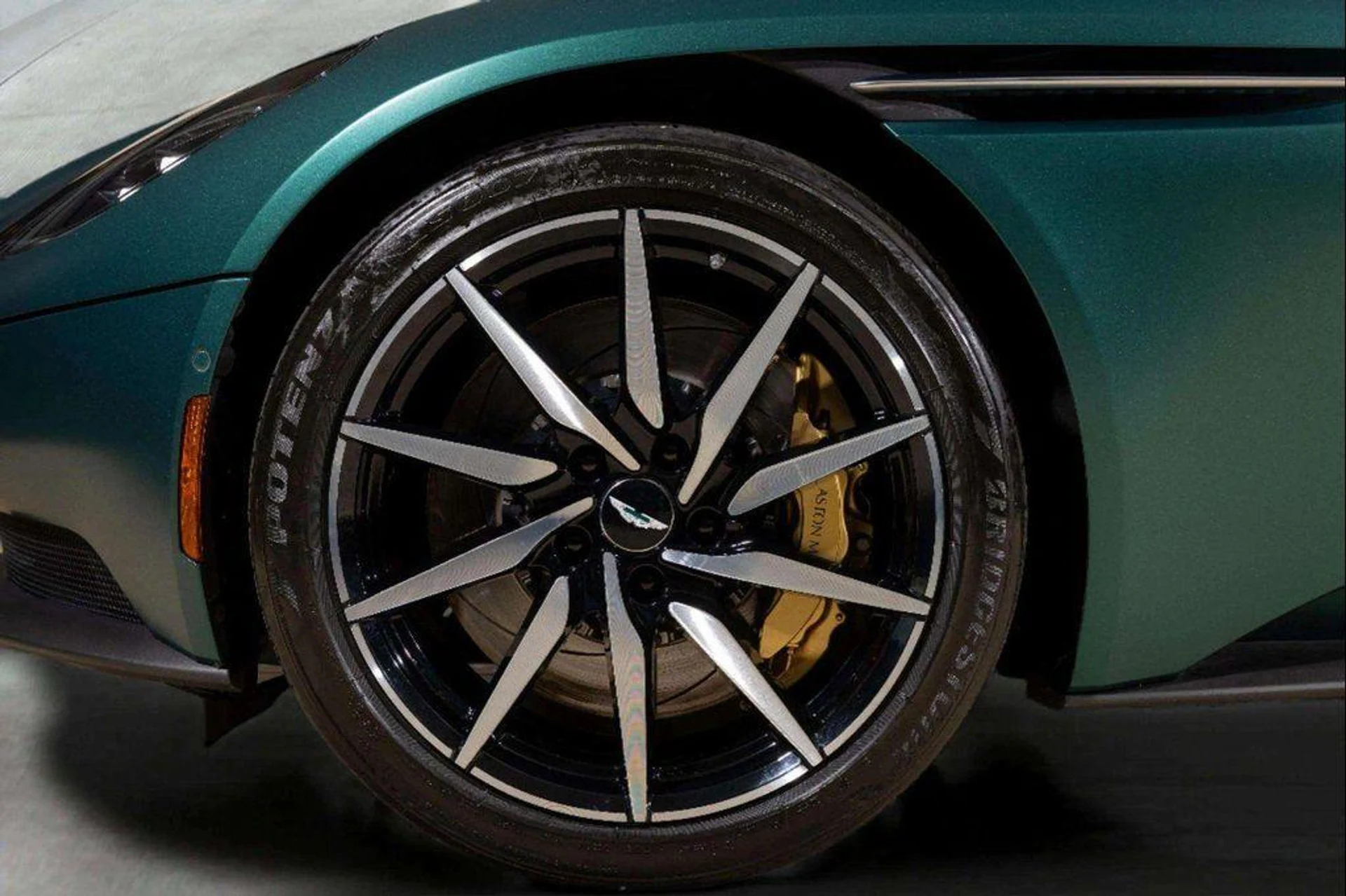 mph010_3373108212_v_Qtln1_K_Vjju_Mre_Kp_CR_9k_YB_3_Mxyc_88416de0cc