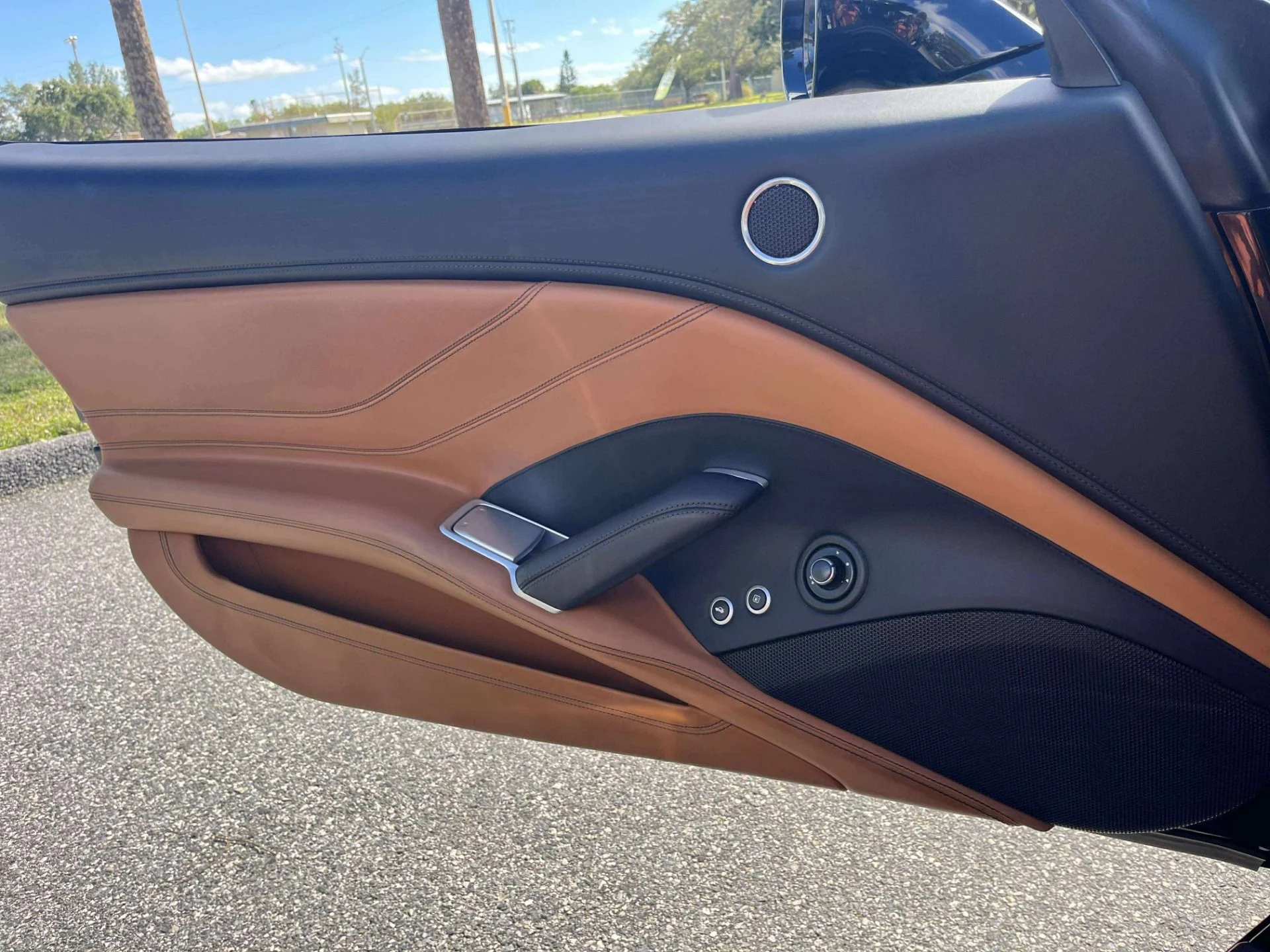 mph010_3373338024_Used_2016_Ferrari_California_T_1763595014_b9475225e1