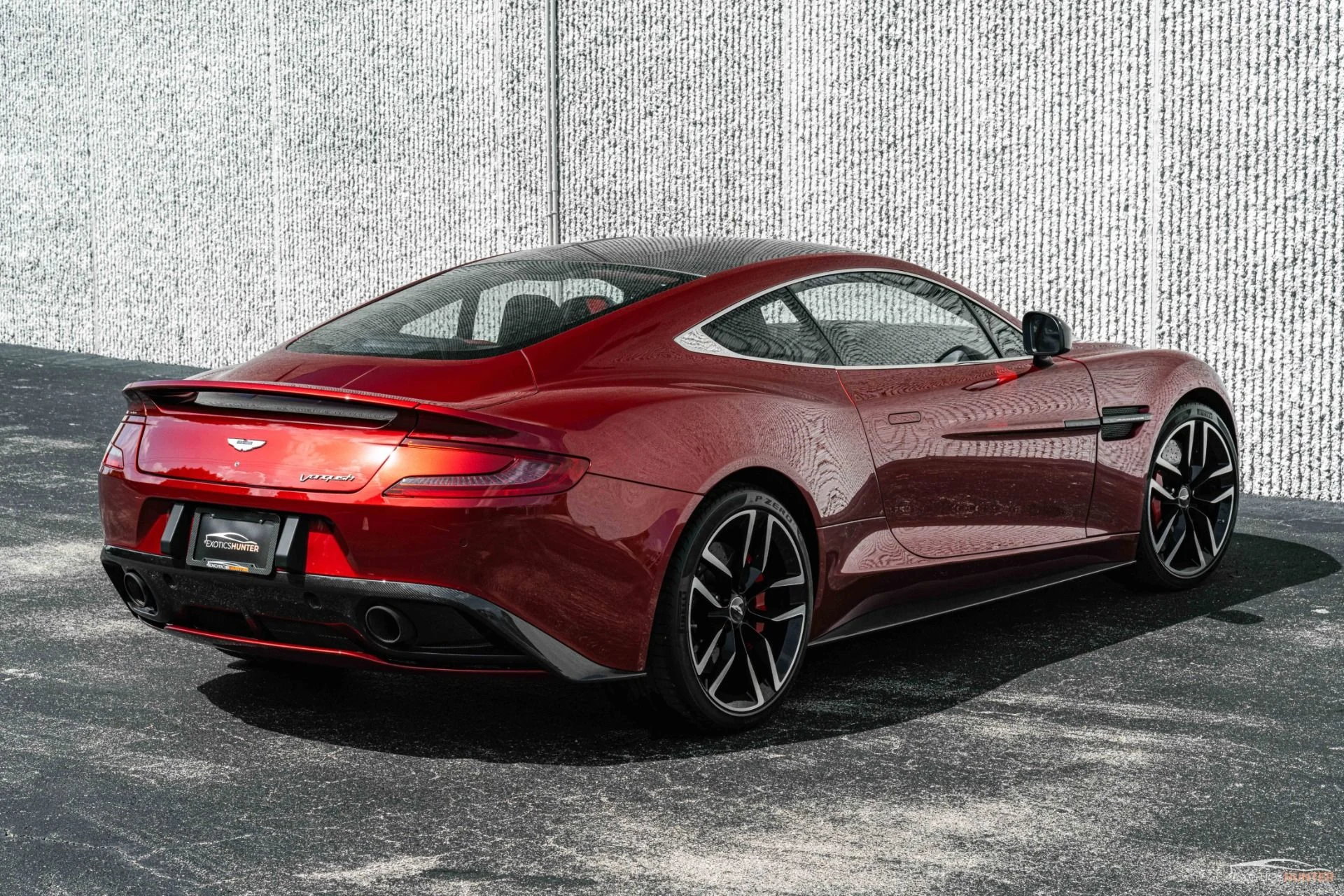 mph010_337544597_Used_2015_Aston_Martin_Vanquish_Remarkable_325_K_MSRP_Special_AML_Color_Diavolo_Red_Carbon_Everything_1771284972_9768c1dc04