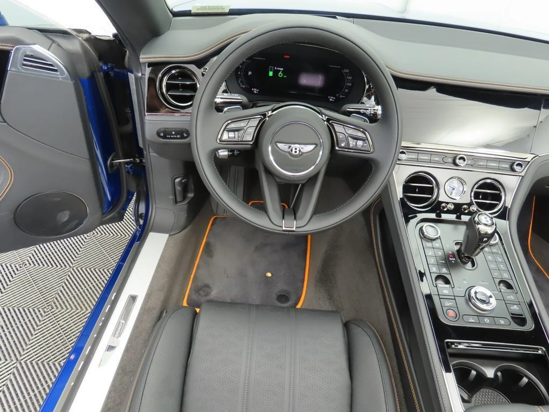 mph010_3376129455_new_2025_bentley_continental_gtspeedconvertible_8119_22891450_11_1024_8a5364d82c