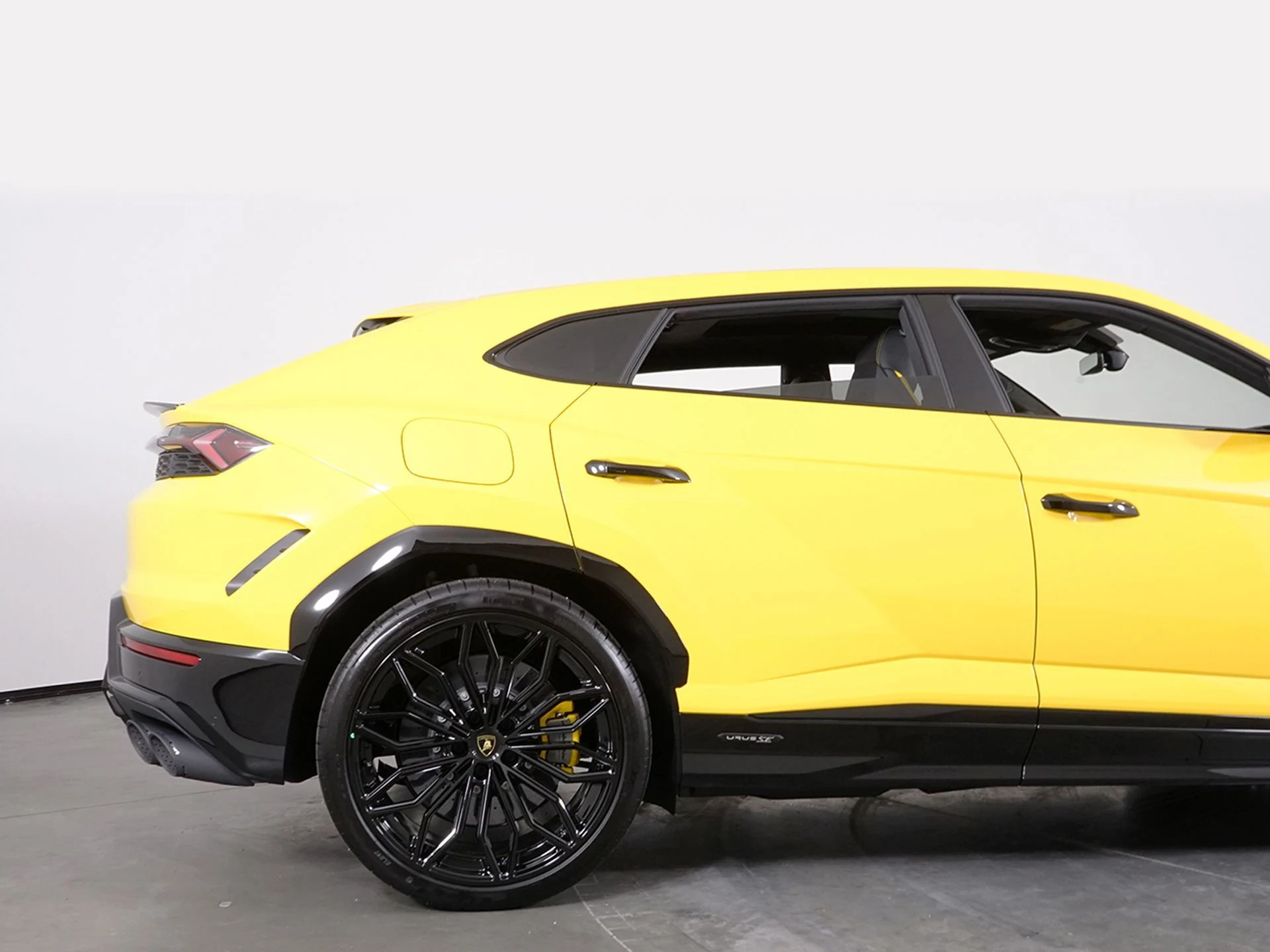 mph010_3377837195_82670b5068781a3e86dd11d253d66daax_424a1abba5