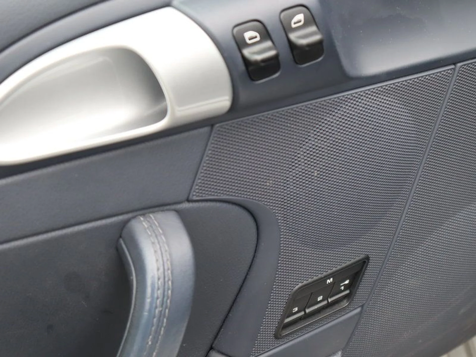 mph010_33779485_38171324_03491_4f0160290b0d087d05385897e6a27ede_49075e1648