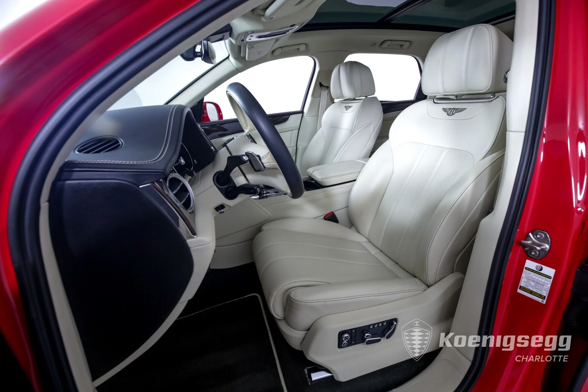 mph010_3391935040_Used_2018_Bentley_Bentayga_Onyx_Edition_1673032642_d5a6234f5d