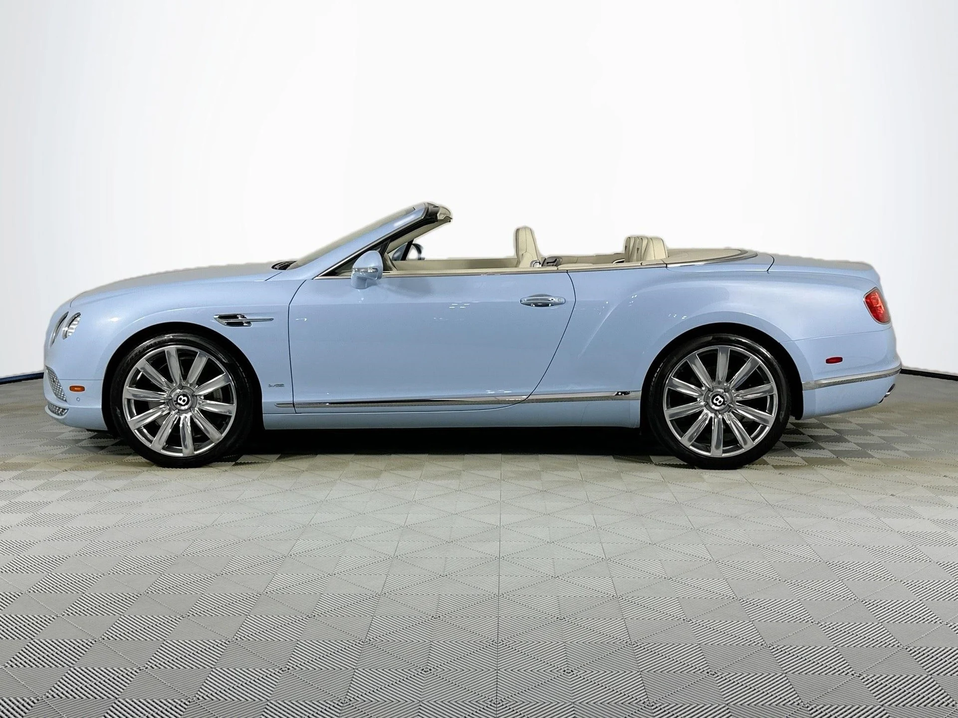 mph010_3394711381_11_670b49bcd2