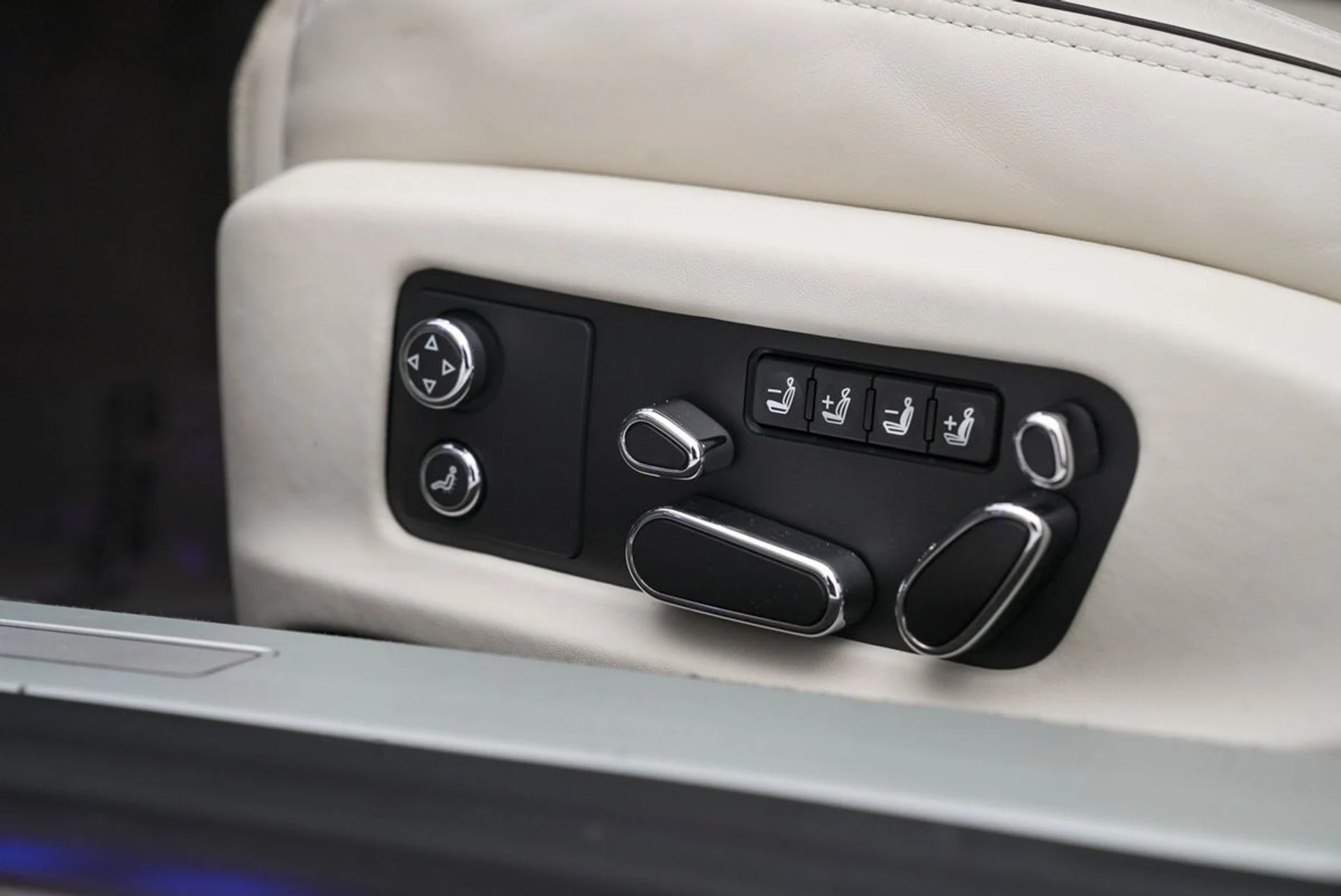 mph010_3403545519_bn3zxe8x6udbdvayotli2aycqprv_661026cf8e