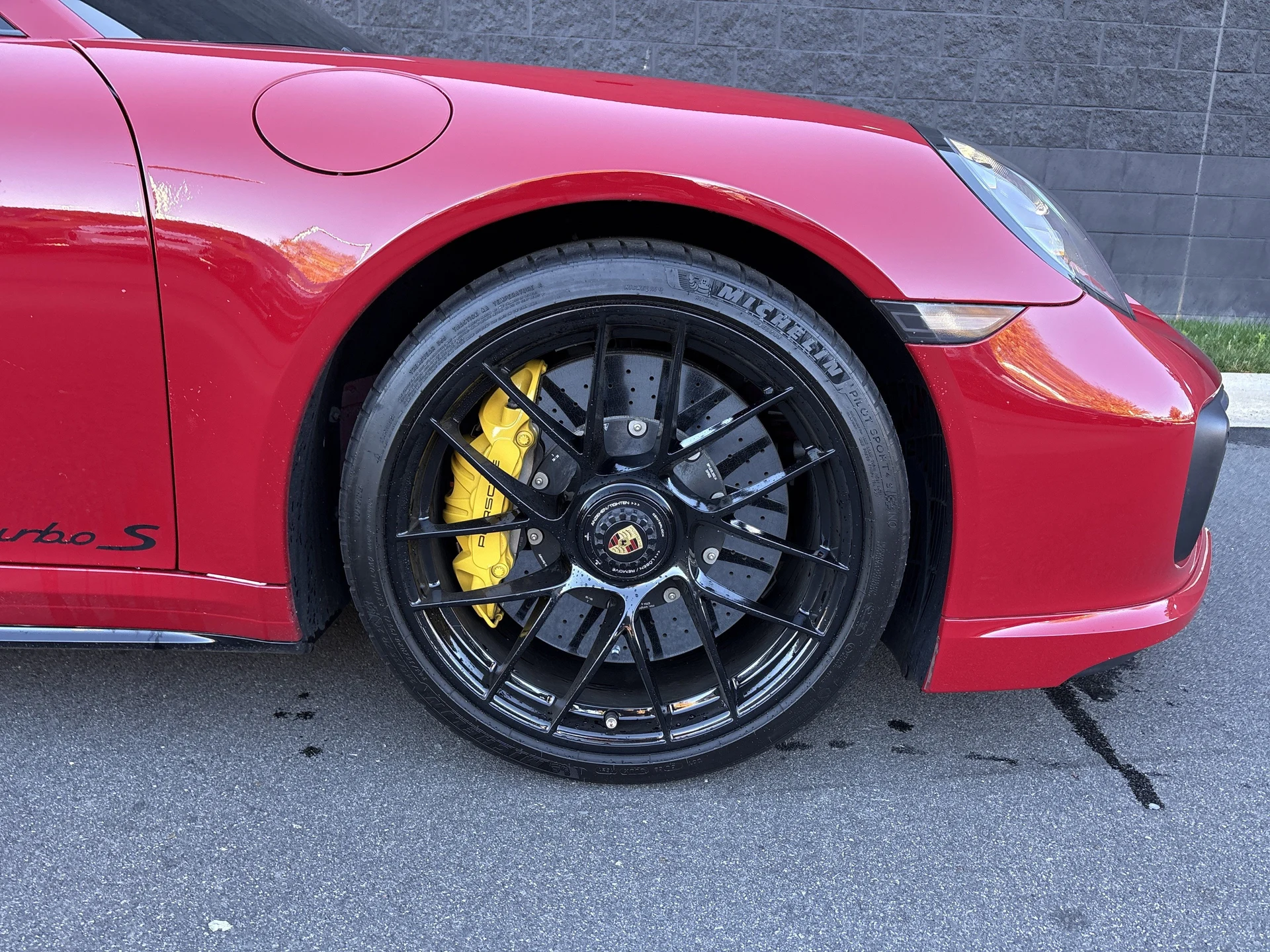 mph010_3422362206_abc711b1ed3e428c9f06bfffce6f9b80_677d743e85