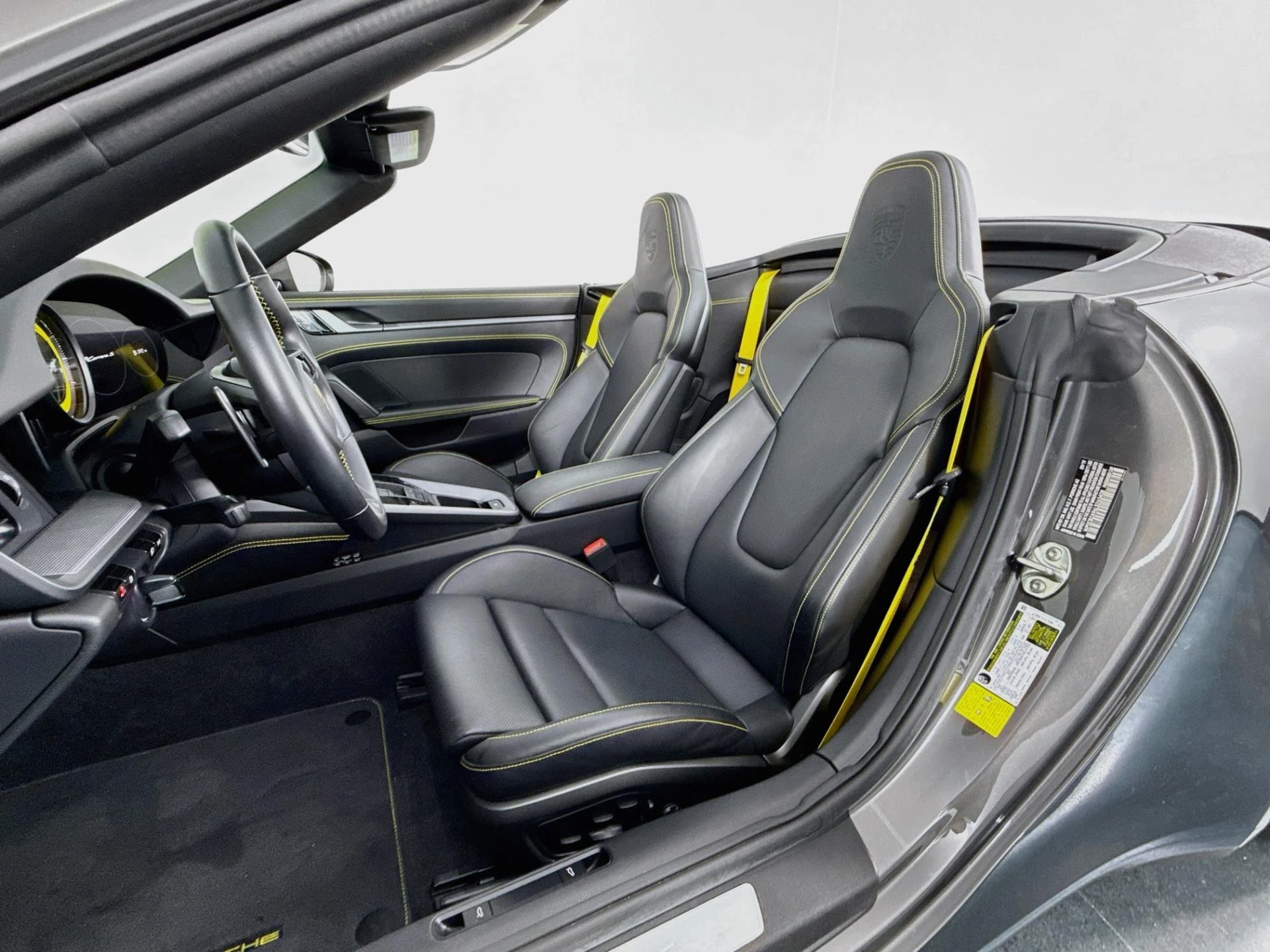mph010_3425975641_Used_2020_Porsche_911_Carrera_S_1788553582_c5a09c5370