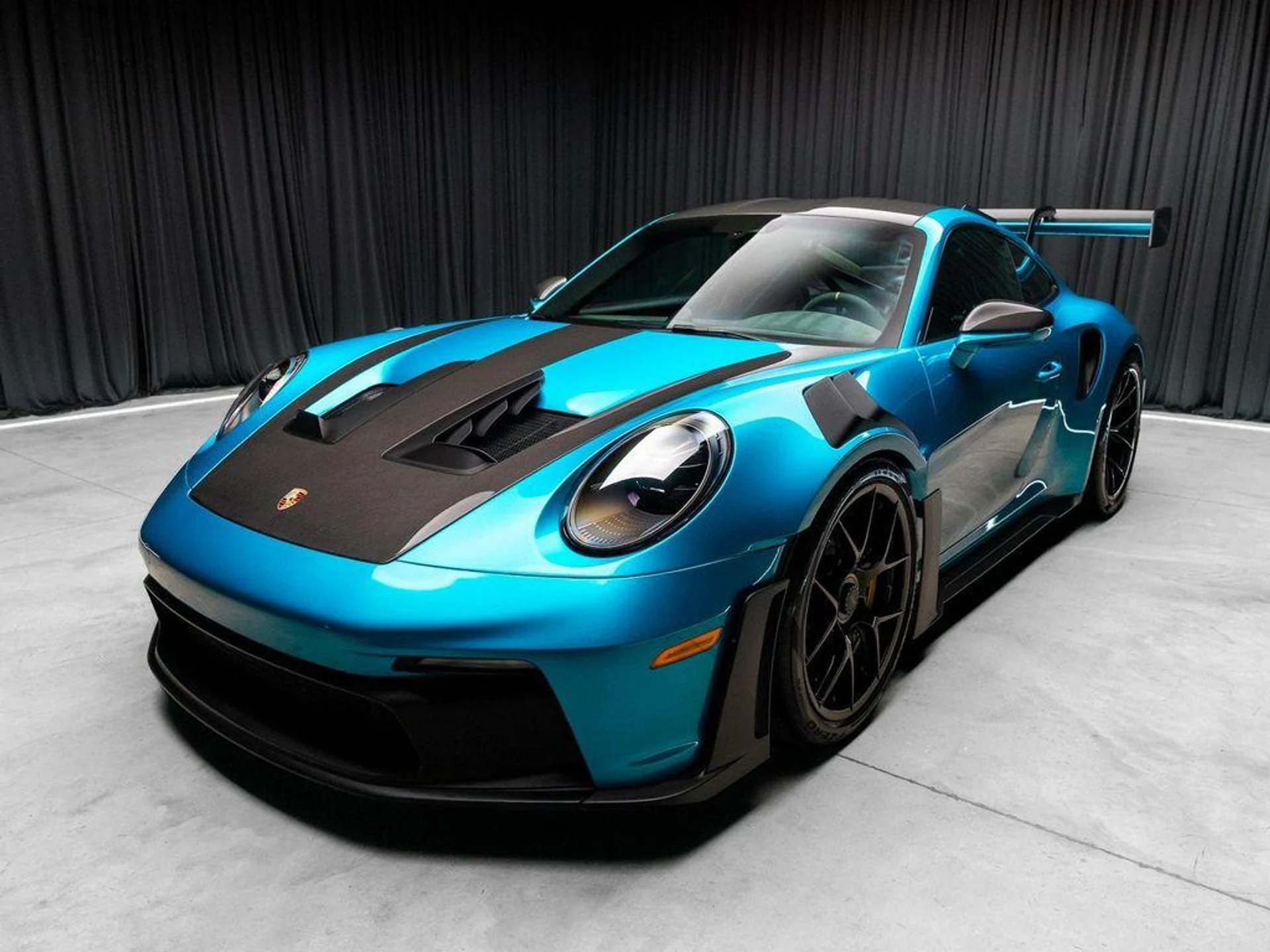 mph010_343637721_Tfdg_2_Fo7c_Q_Yz_GMFQU_4v_Slx16_M_a4d295ecf5