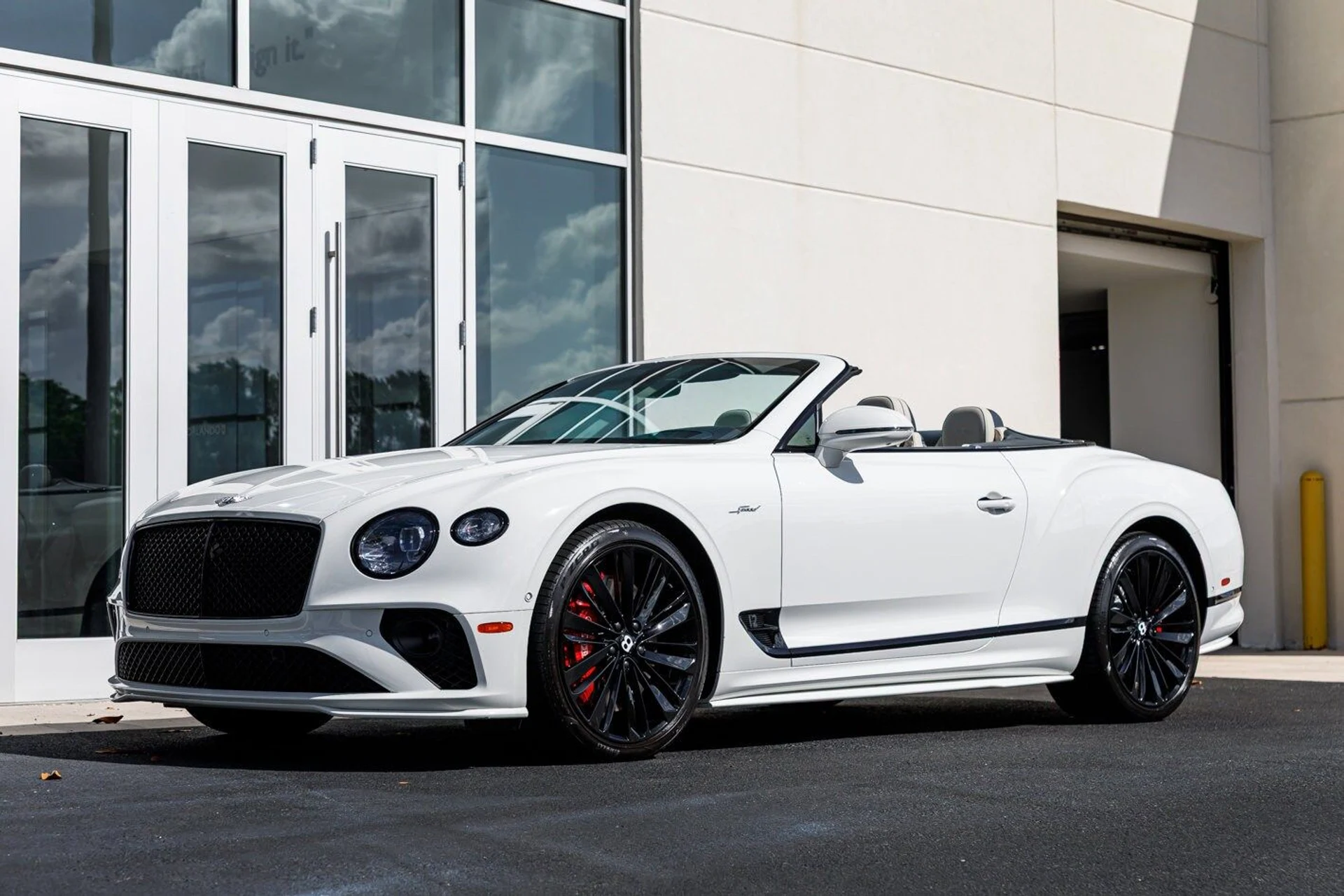 mph010_3446950158_eac9638d47da902990147cd649c86646x_85245d9eab