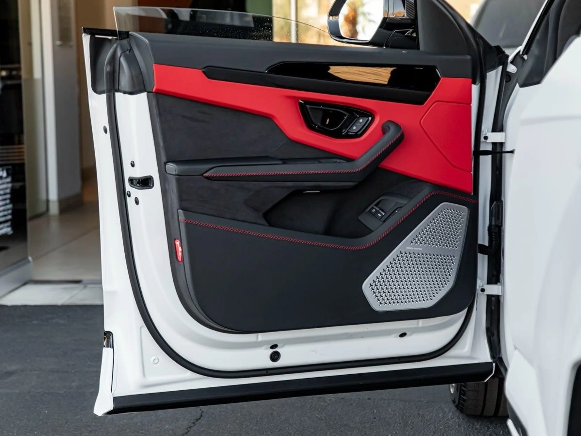 mph010_344938995_11_6cbe44b608