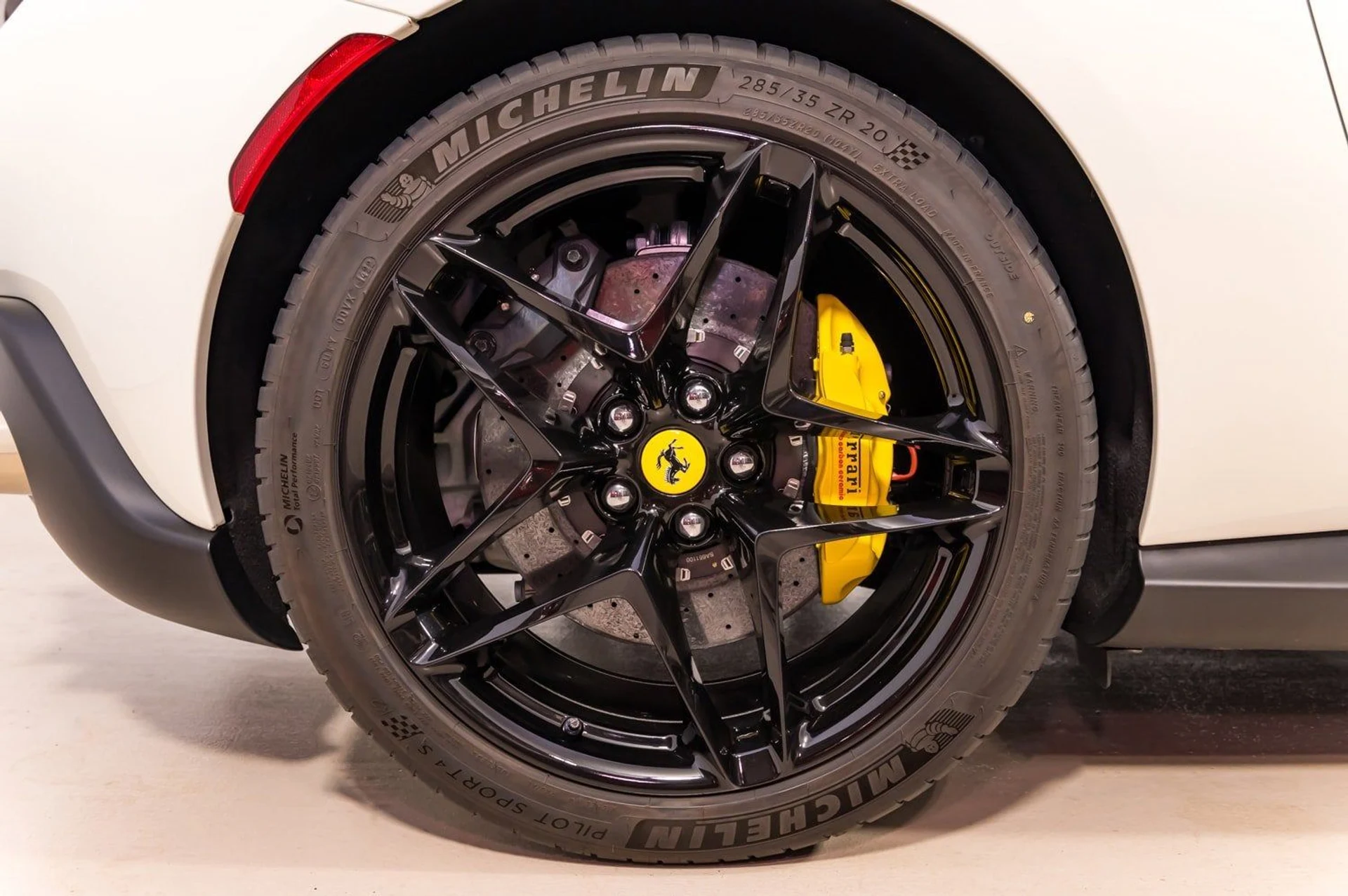 mph010_3456806342_572f0a52d086450c94af1ca27a9378fe_6c997a5375