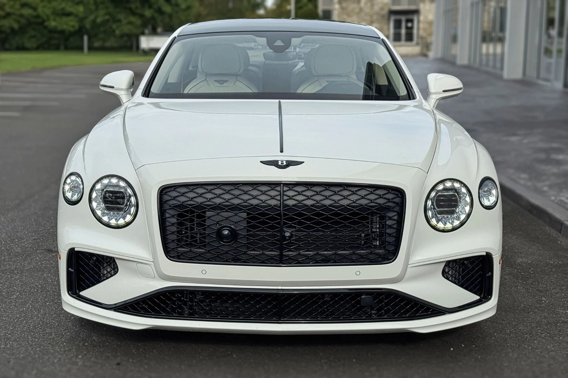 mph010_346296306_New_2026_Bentley_Flying_Spur_1763579881_e36d6f9eab