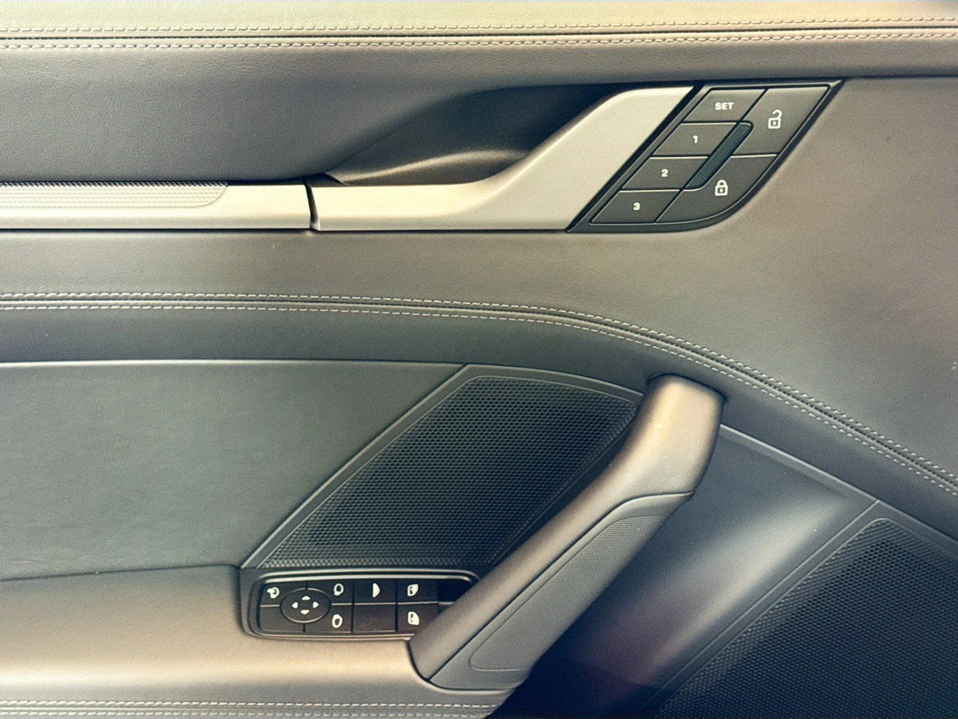 mph010_3465779688_123554ae1f10522a0e2c7a1d41e59d4d_3e134d9a37