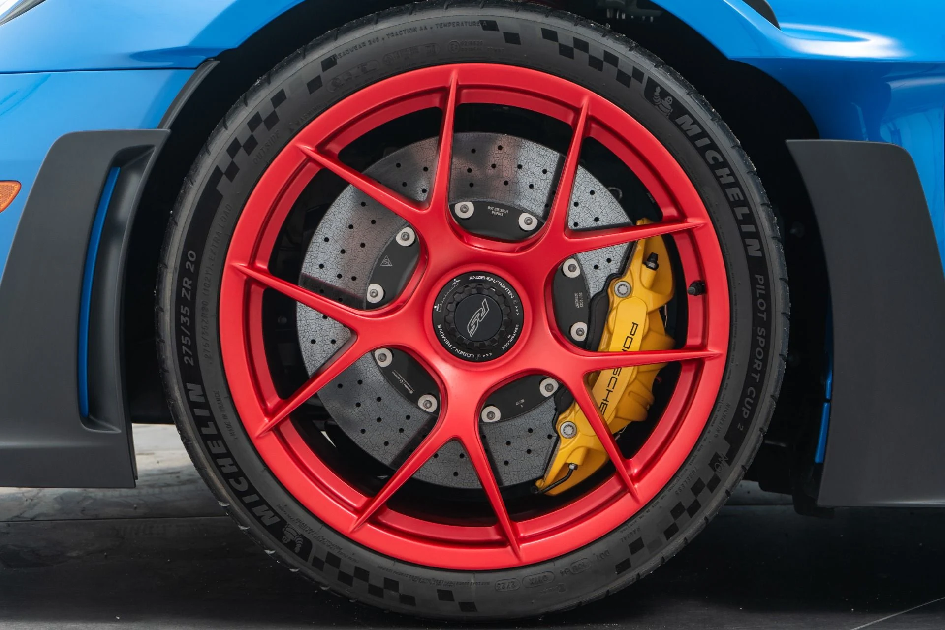 mph010_34767565_Used_2024_Porsche_911_GT_3_RS_GT_3_RS_1755547454_923e77345c