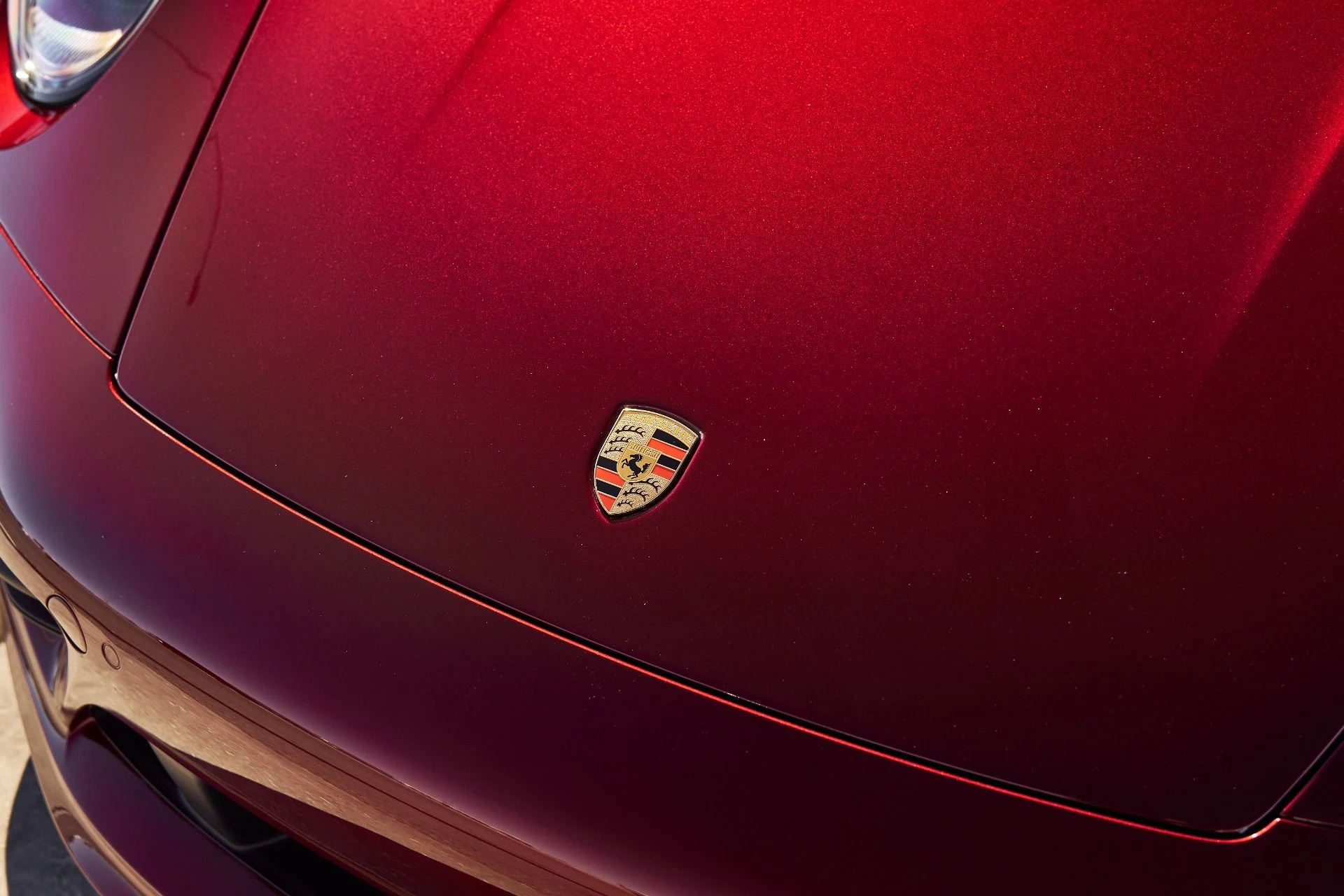 mph010_3478252559_Used_2021_Porsche_911_Targa_4_S_1760993780_12e92f4867