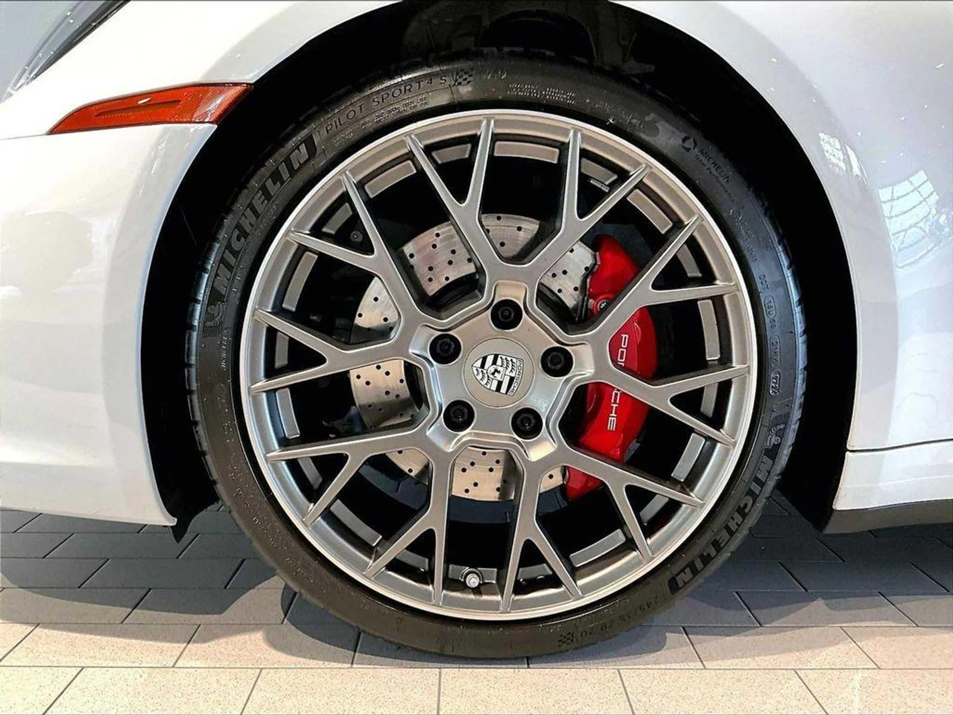 mph010_3486752484_Am_T9jlj_Kg9_Gq03jsz_Xqv_KI_Ar5g0_30a48340a7