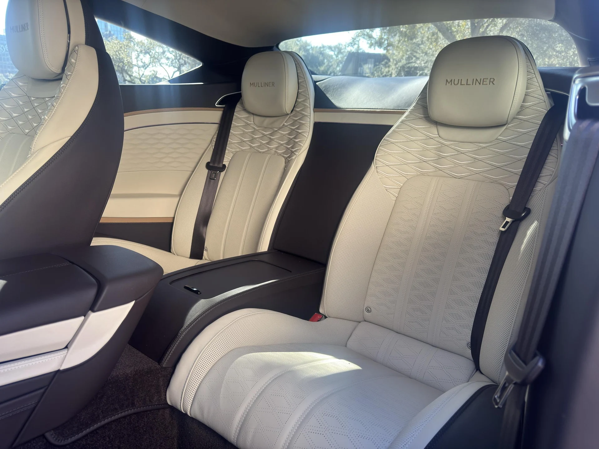 mph010_3487892672_479095731_693905f79b158e50cb2206ec_b1c6956d30