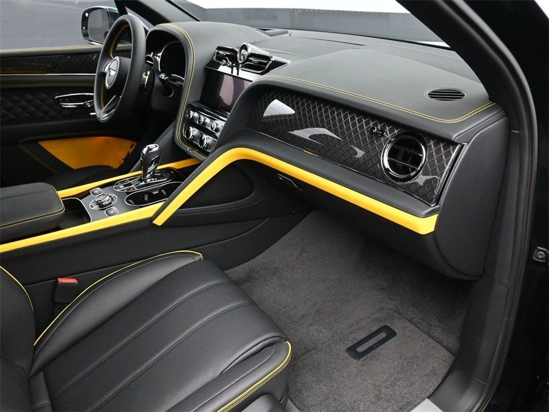 mph010_3489965998_13b50bfb1363b9797d8ecfaefa921f0bx_84a94c13ed