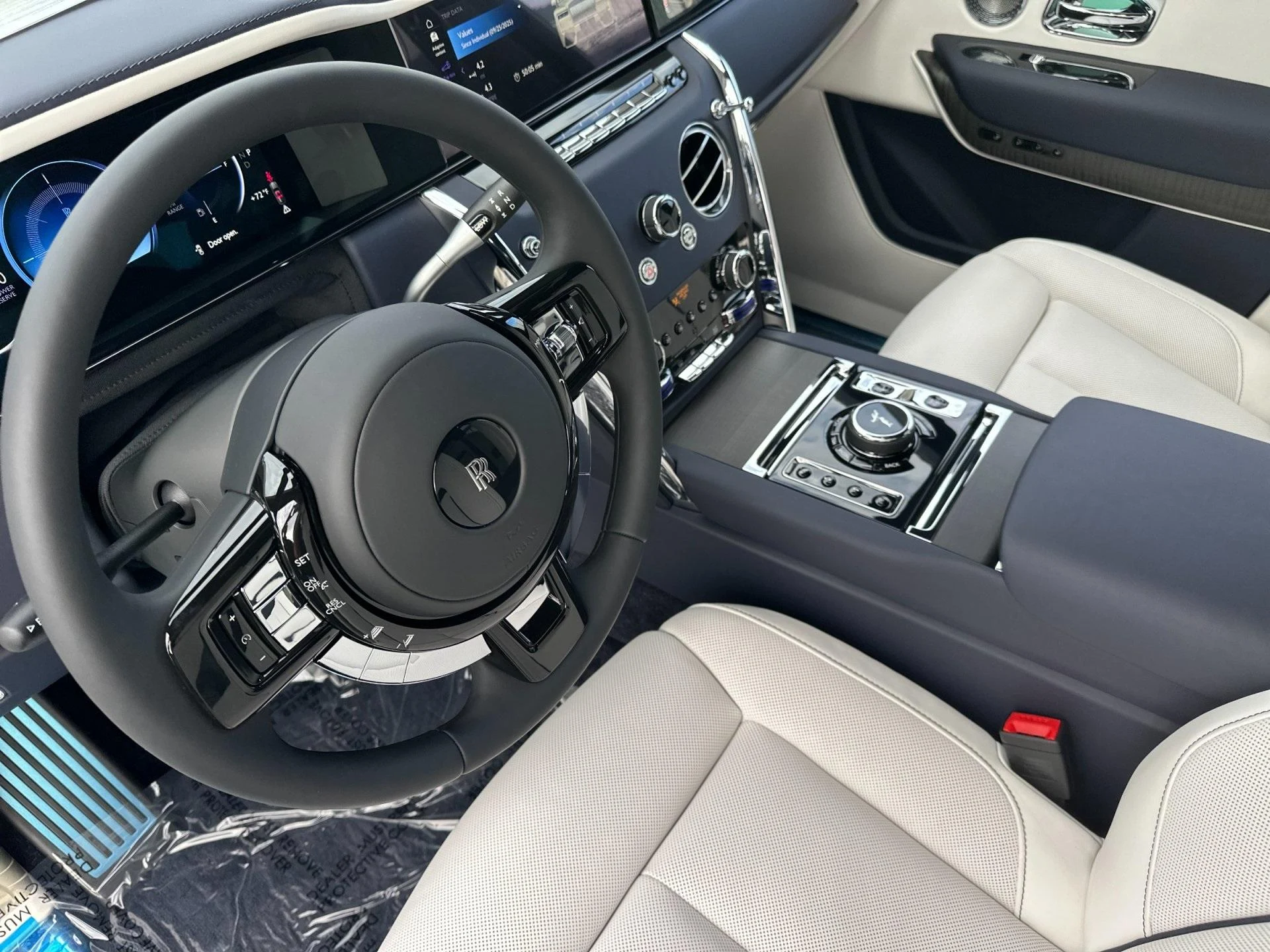 mph010_3500519898_New_2026_Rolls_Royce_Cullinan_1759336350_af97c749b3