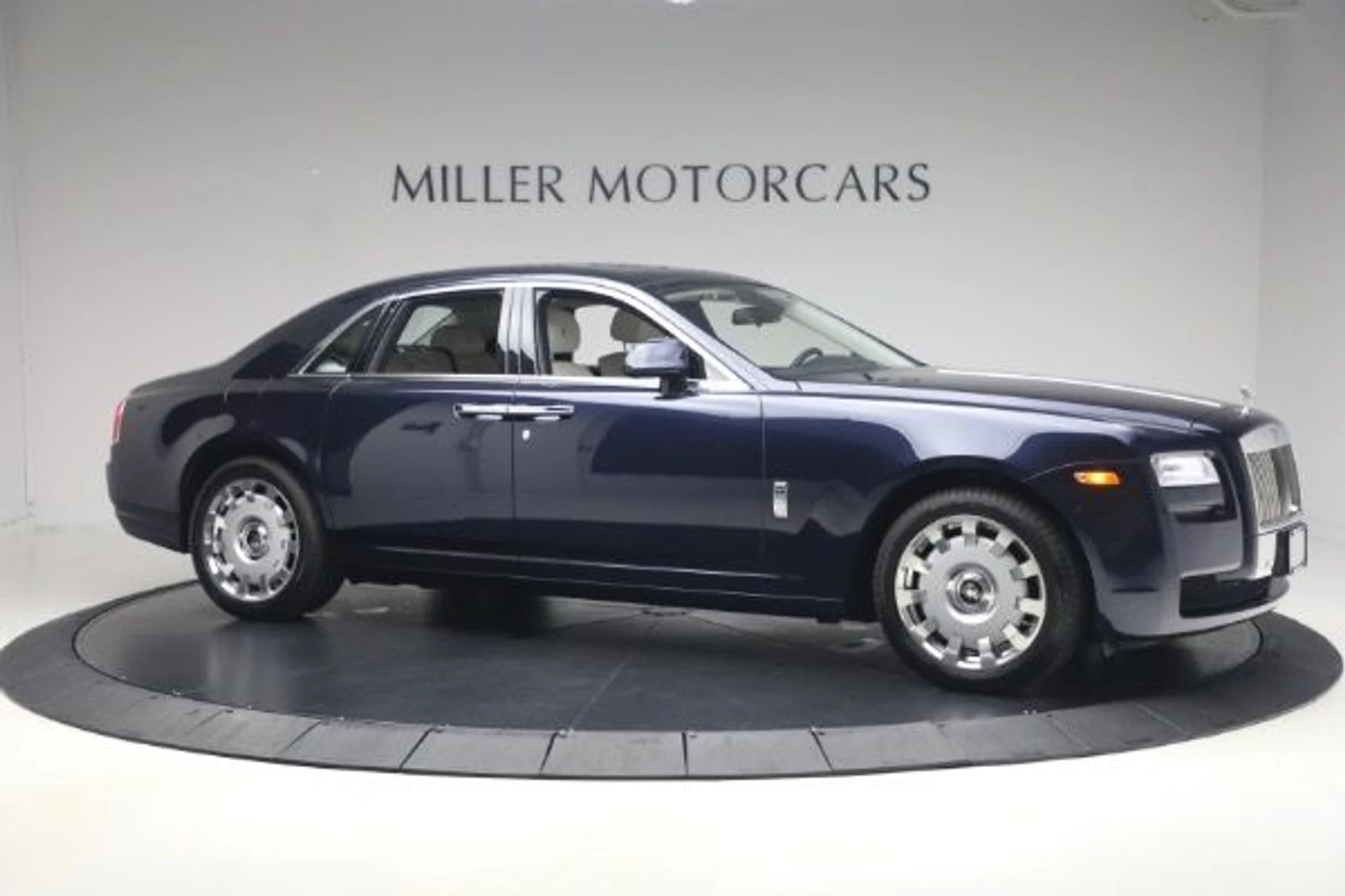 mph010_3500949985_Used_2014_Rolls_Royce_Ghost_343e53ab76