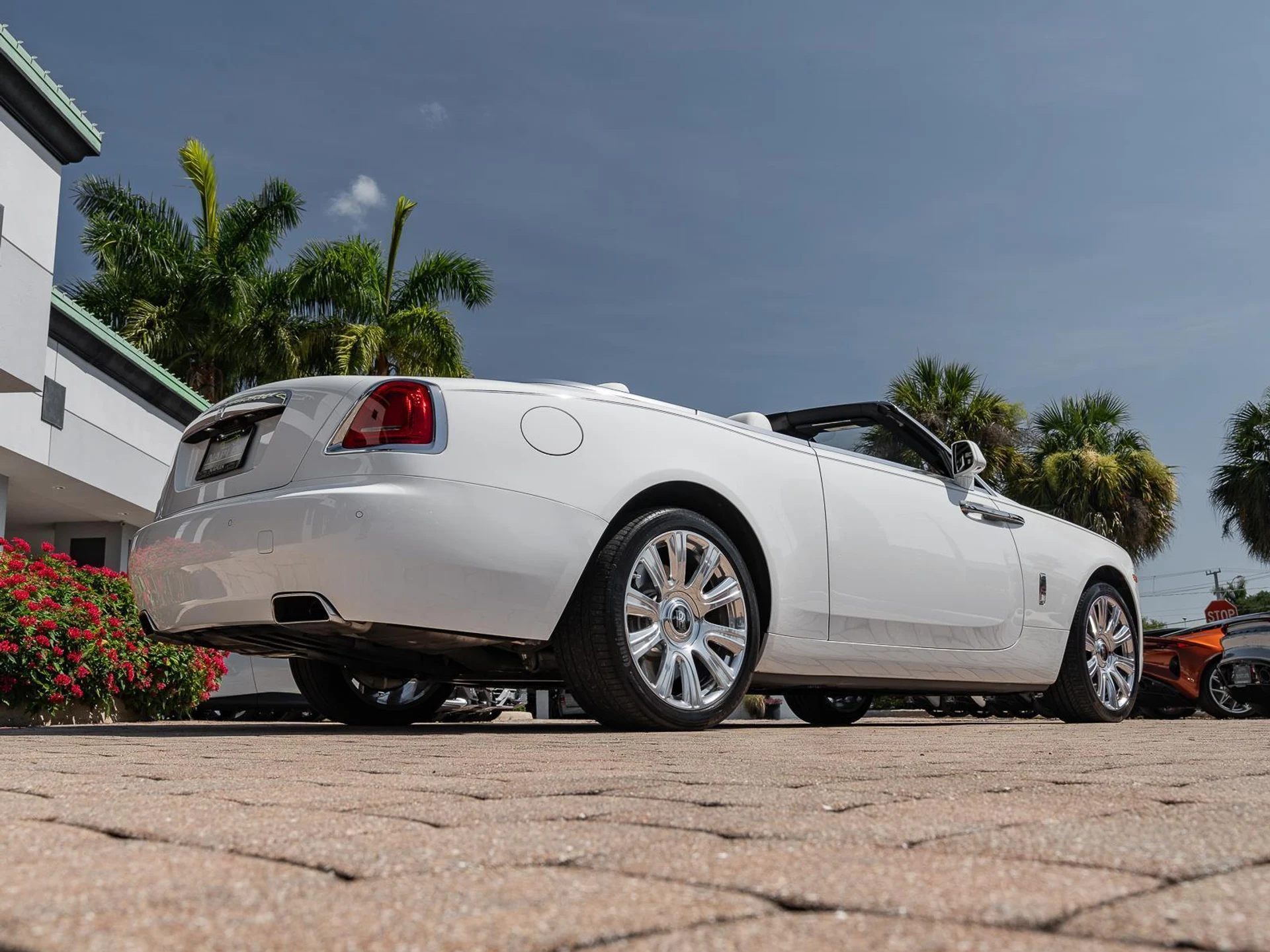 mph010_3502927023_Used_2016_Rolls_Royce_Dawn_2dr_Convertible_1782414101_a4224b62ae