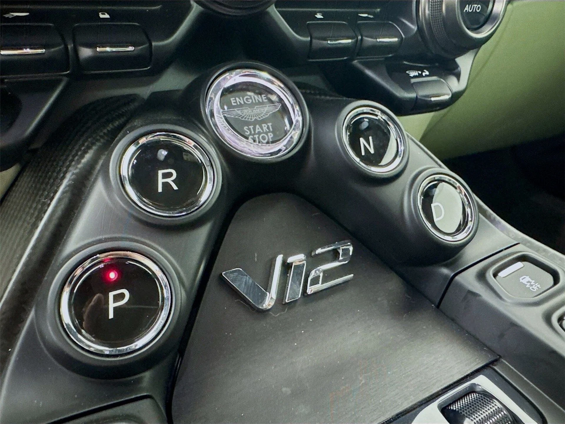 mph010_3510832604_ff46826a36aa7dd559bb12bb63f124b2x_d59b9789b3