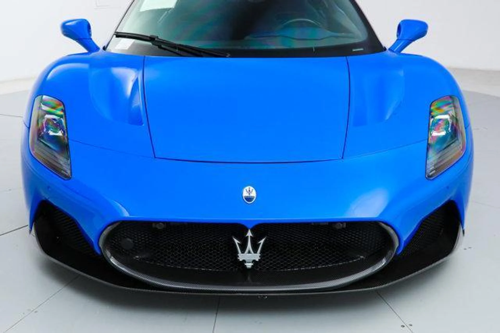 mph010_351091955_l_Ra_Cr_IA_Sa_Eyo_VL_Ce_Z_Is_Bv_b_VJI_c6080fae9f