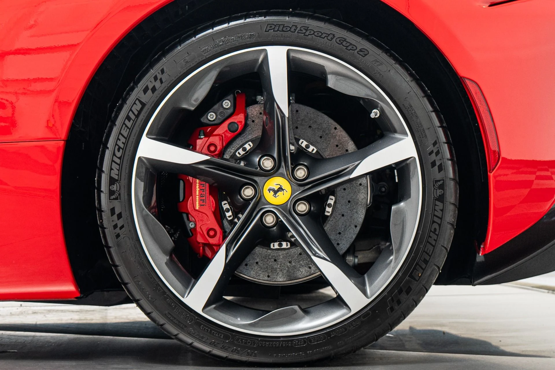 mph010_3513602268_Used_2025_Ferrari_SF_90_Spider_1779917400_ec0f68836a
