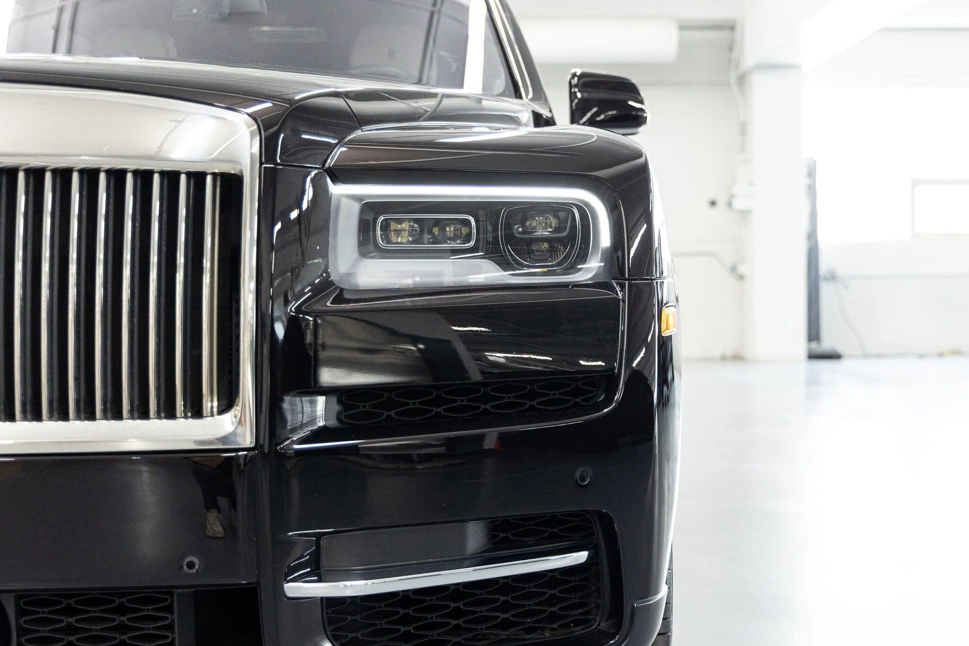 mph010_3520530820_68d42f6b5f8bec44a3ce9375f94b3c56x_c103a23037