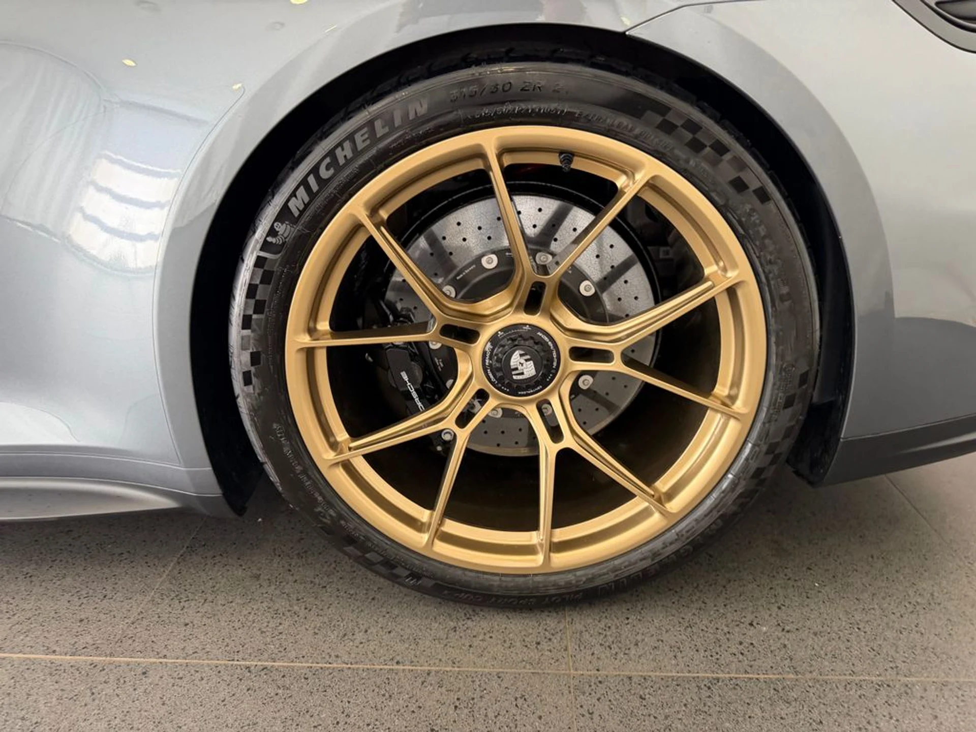 mph010_3521328515_cbbd97ac38ea88a0f1371c295941c71dx_583a278fd4