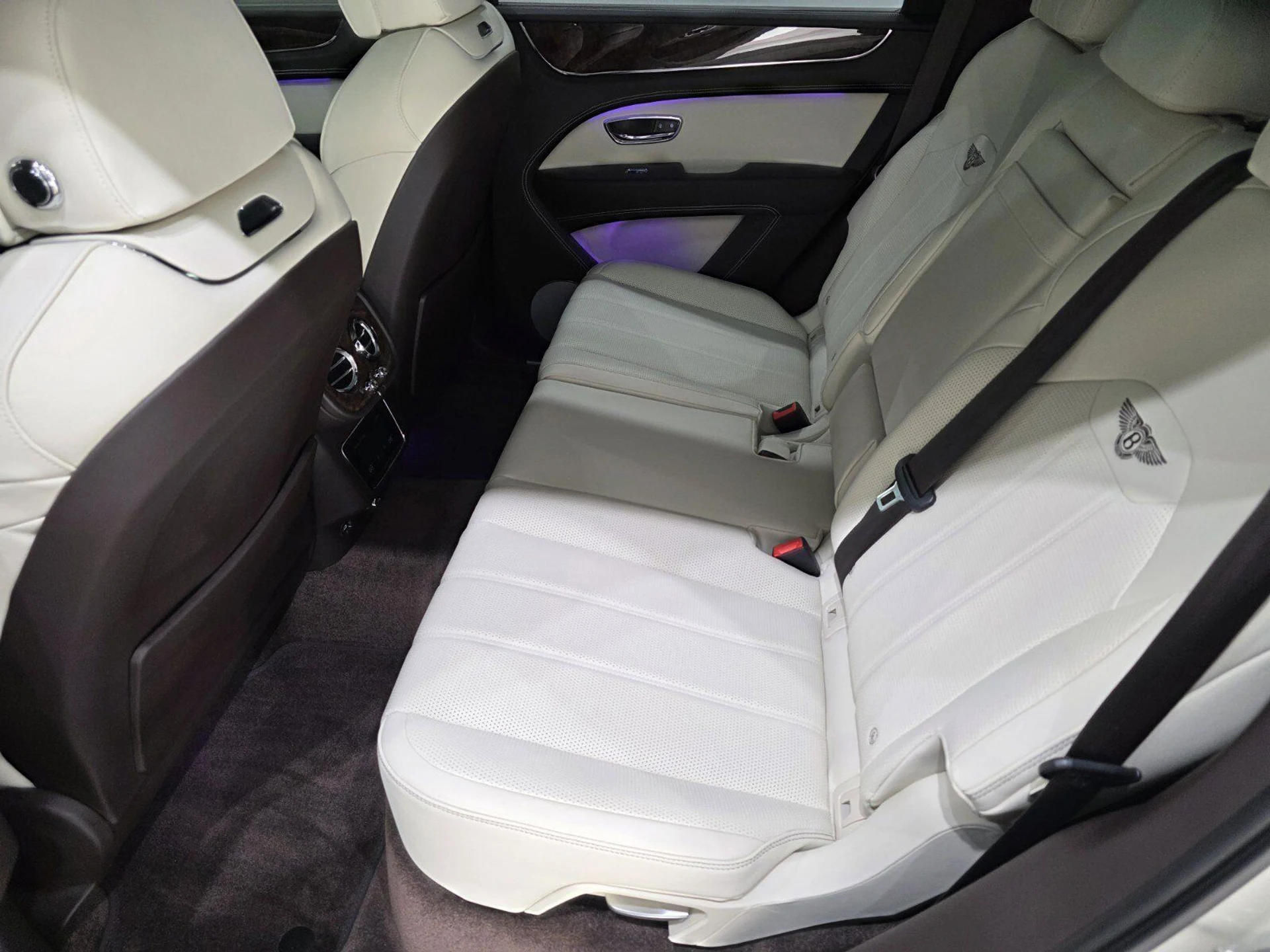 mph010_3523711490_68b1c21884129ba23f134f26afaec292_c40b80e466