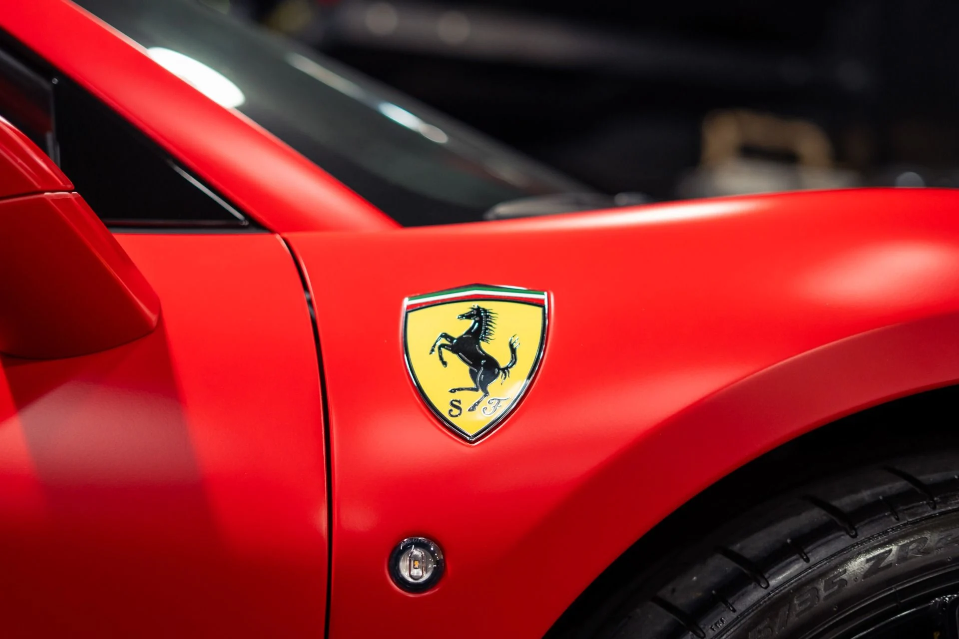 mph010_3531958473_Used_2022_Ferrari_F8_Spider_MASSIVE_500000_MSRP_1784234163_aa8c39c94b